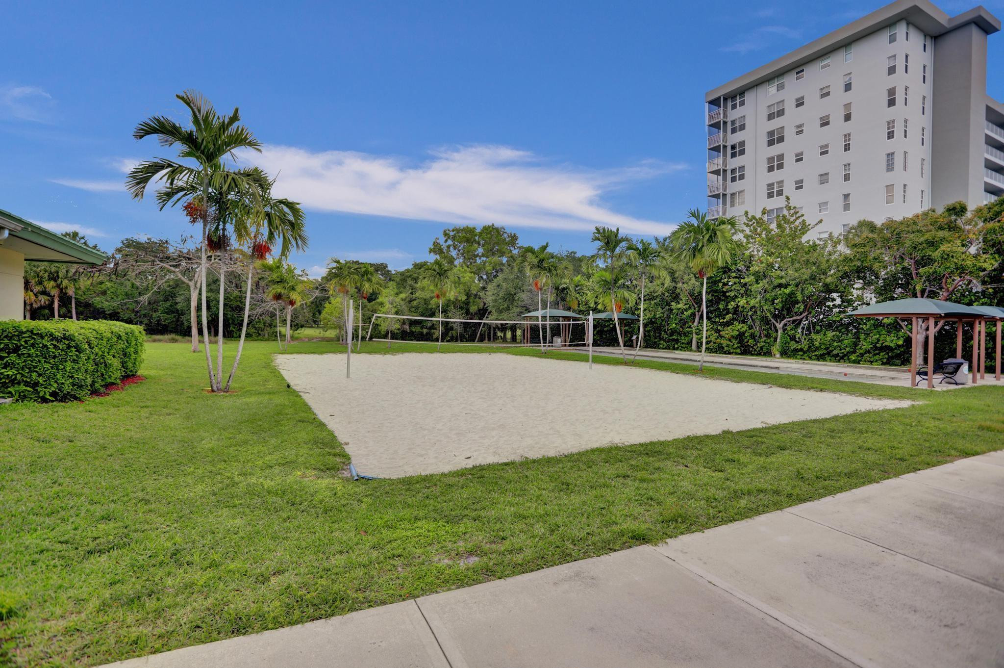 823 Cypress Boulevard 201 Property Photo 16