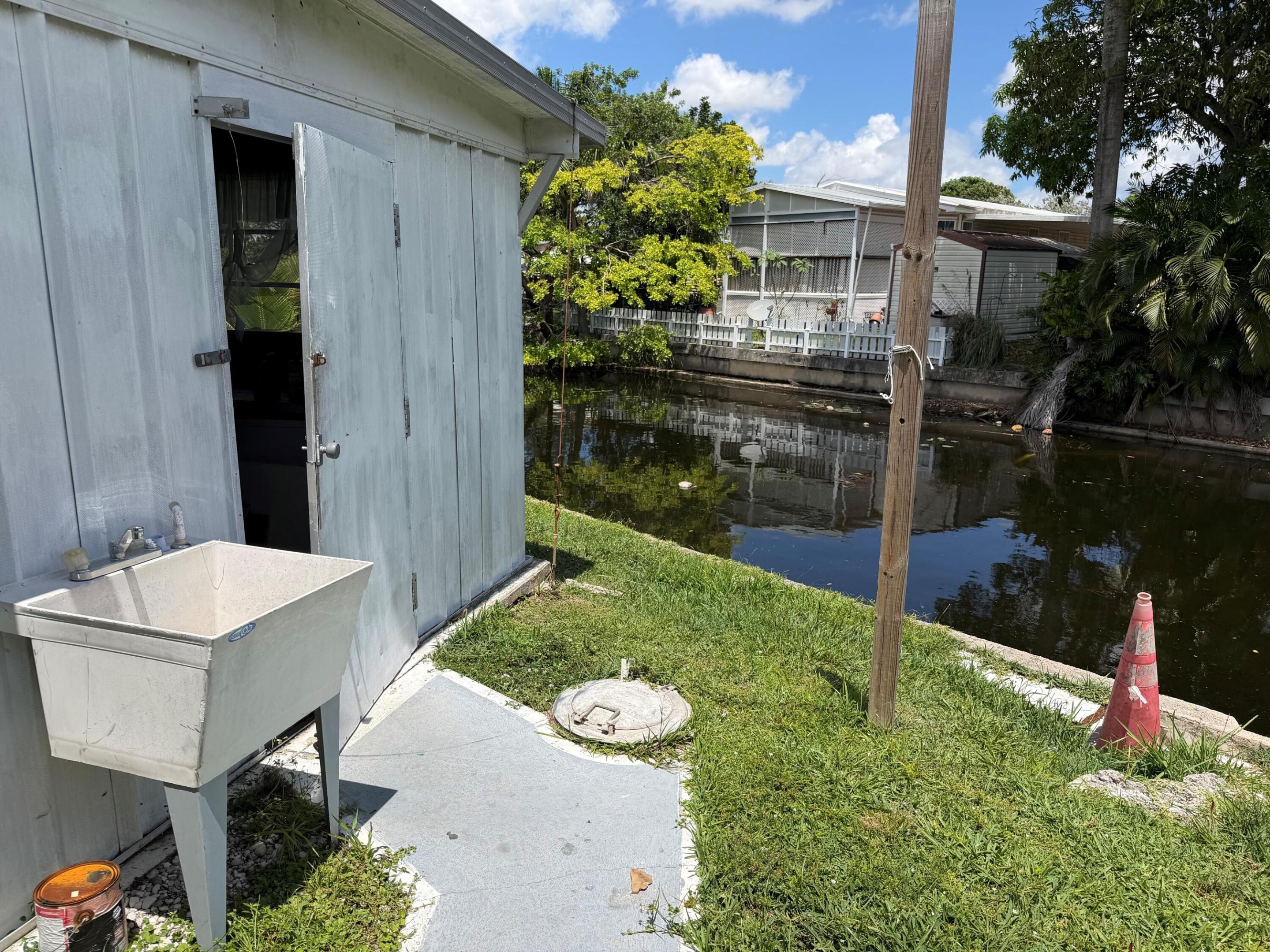 1670 Sw 85th Avenue Property Photo 4