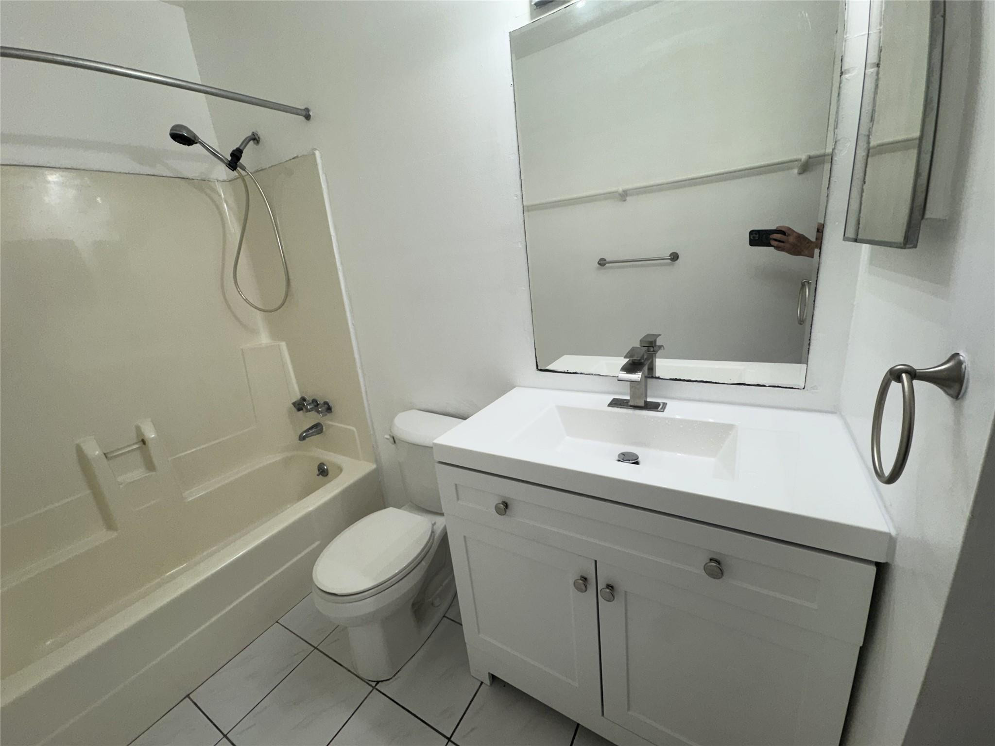 1701 Buchanan Street 203 Property Photo 7