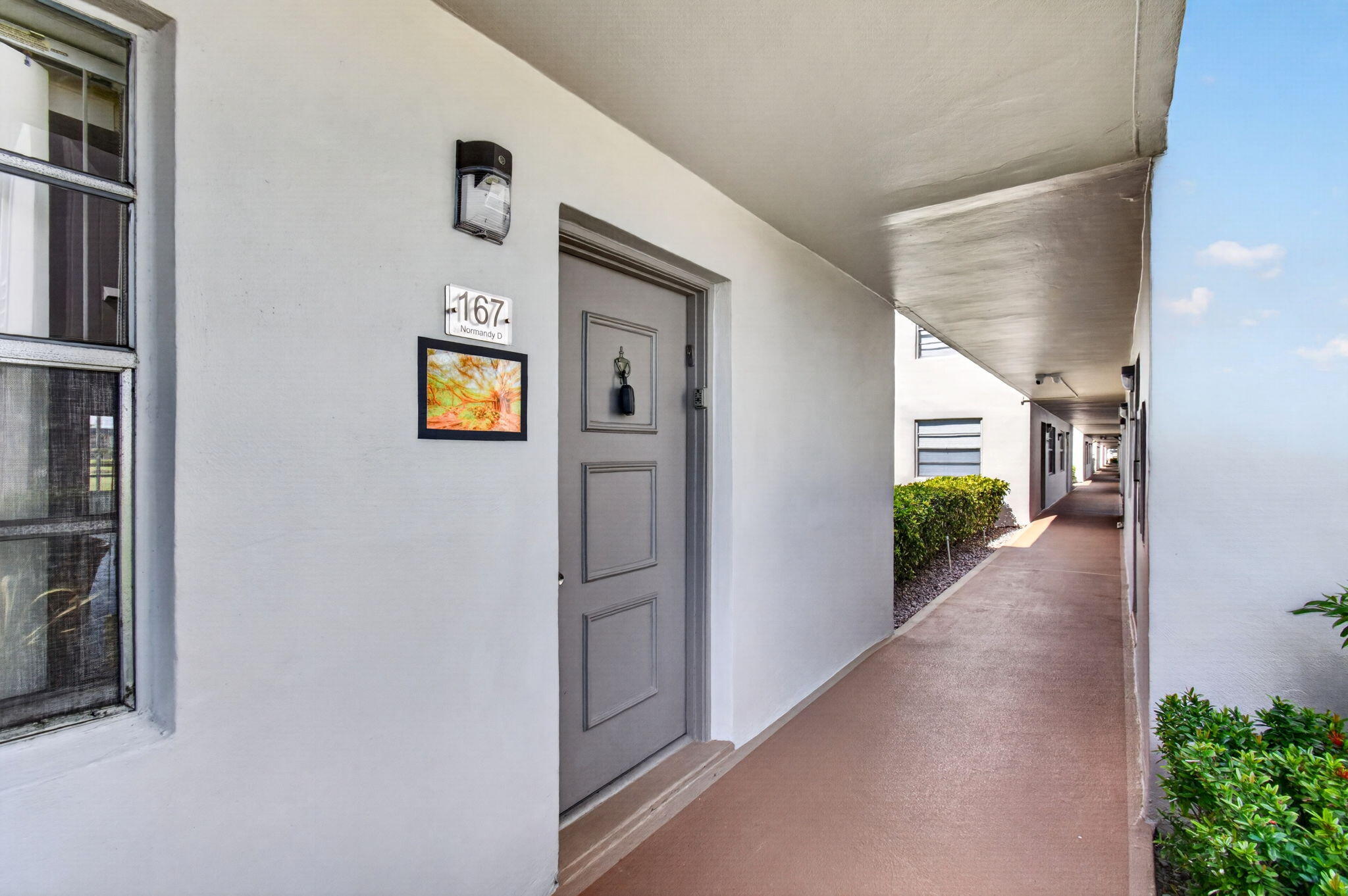 167 Normandy D Property Photo 2
