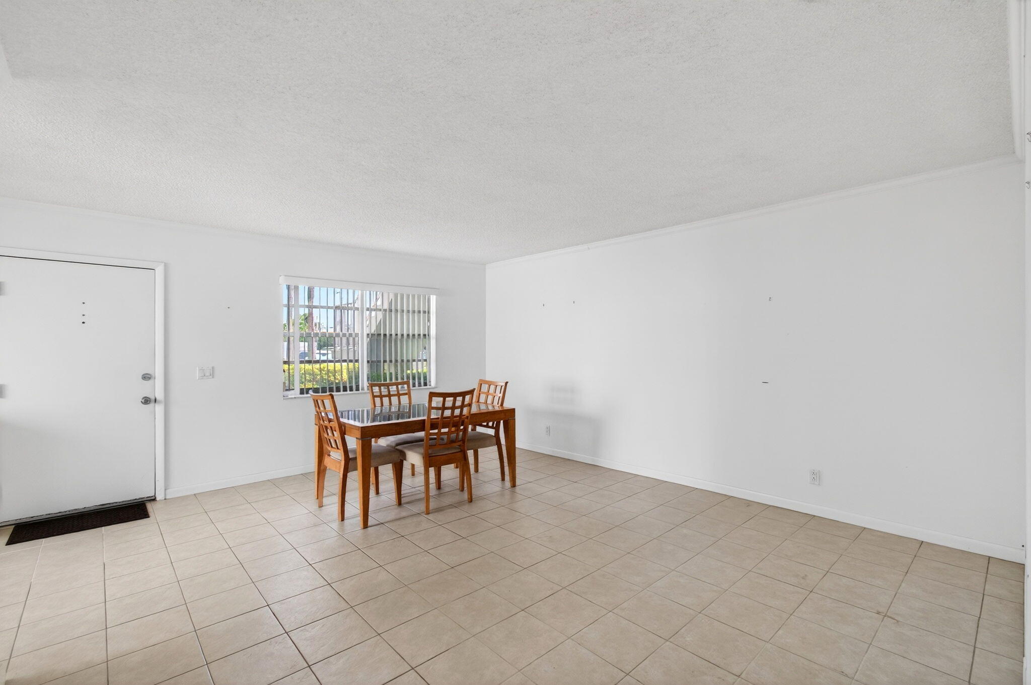 167 Normandy D Property Photo 13