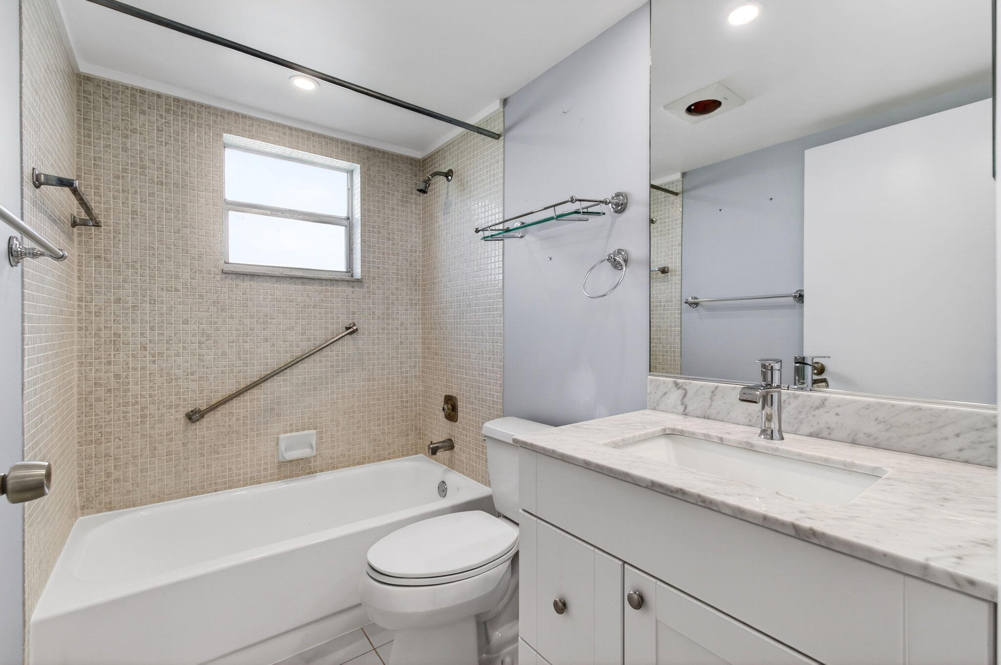 167 Normandy D Property Photo 19