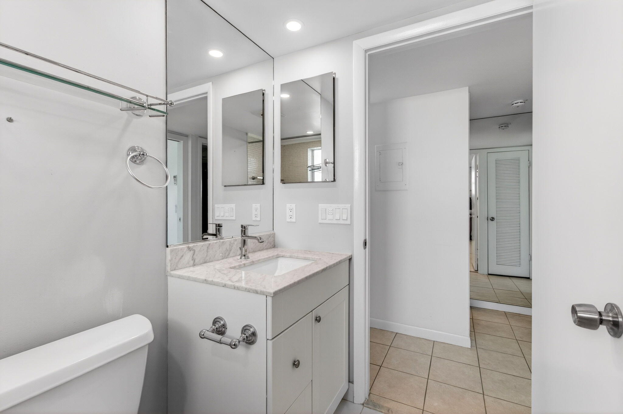 167 Normandy D Property Photo 21