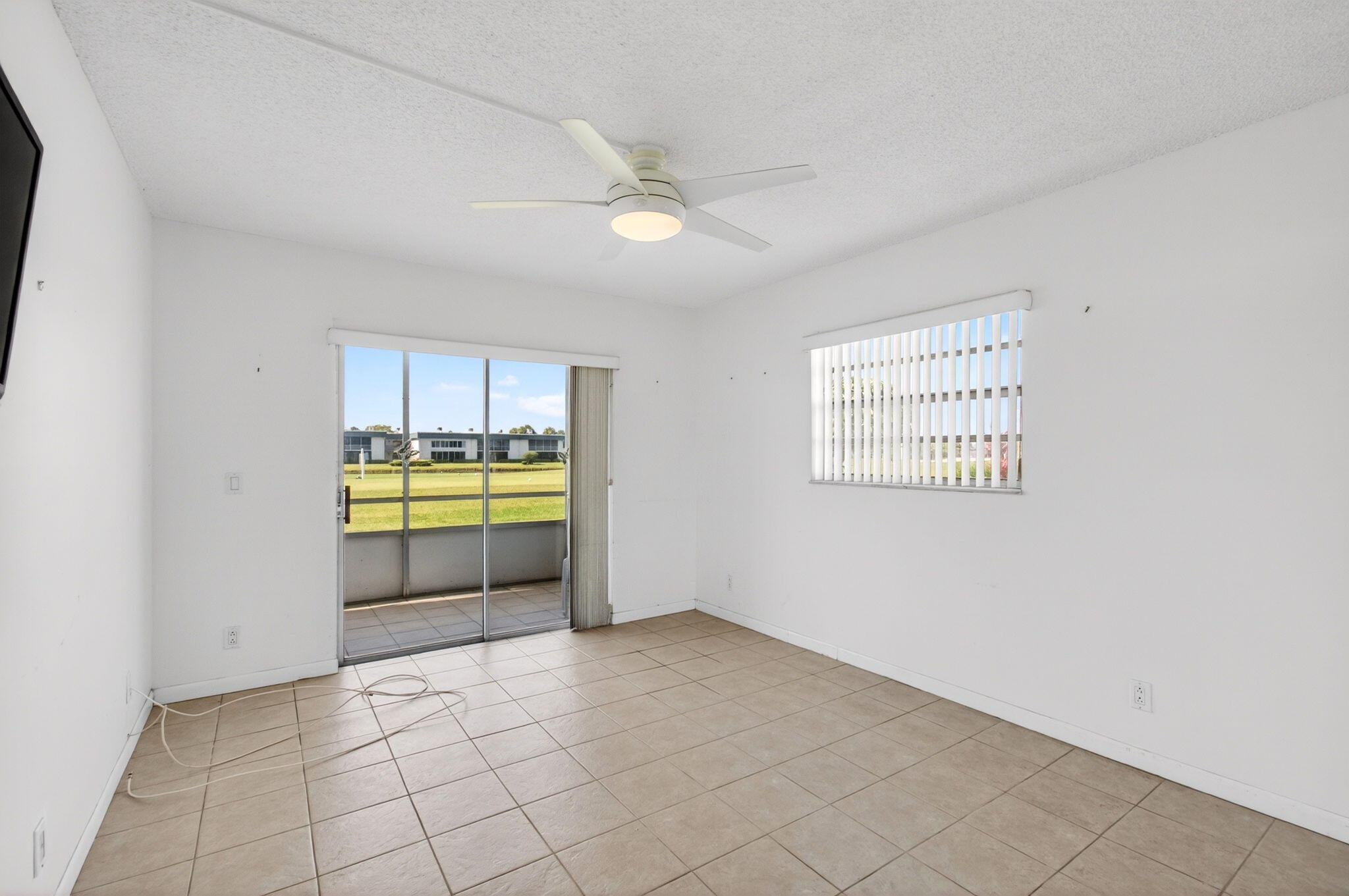 167 Normandy D Property Photo 24
