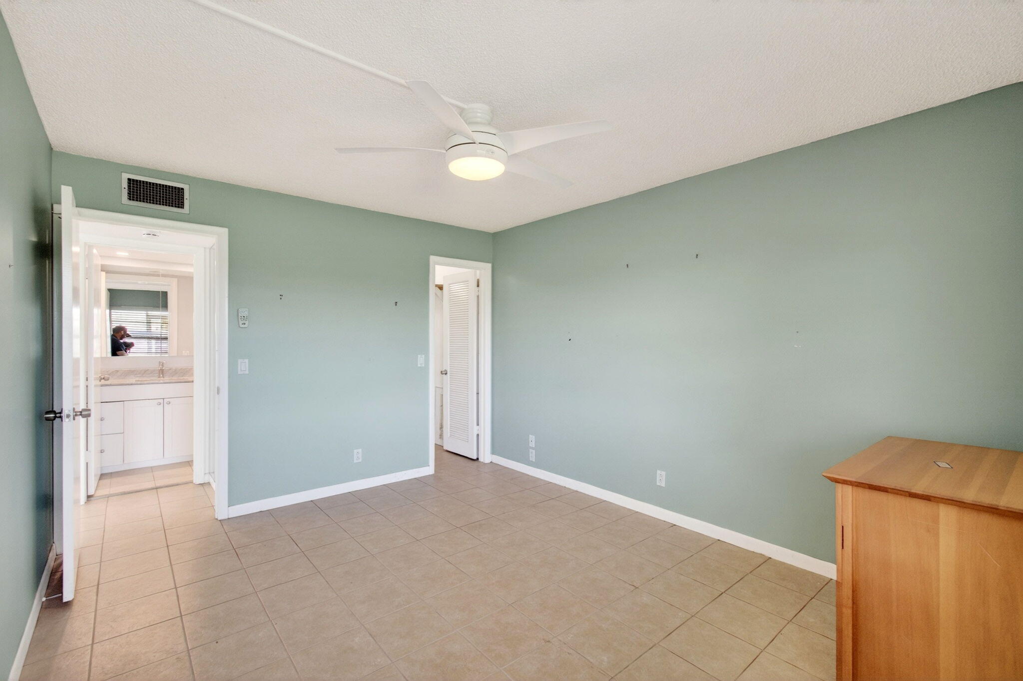 167 Normandy D Property Photo 26