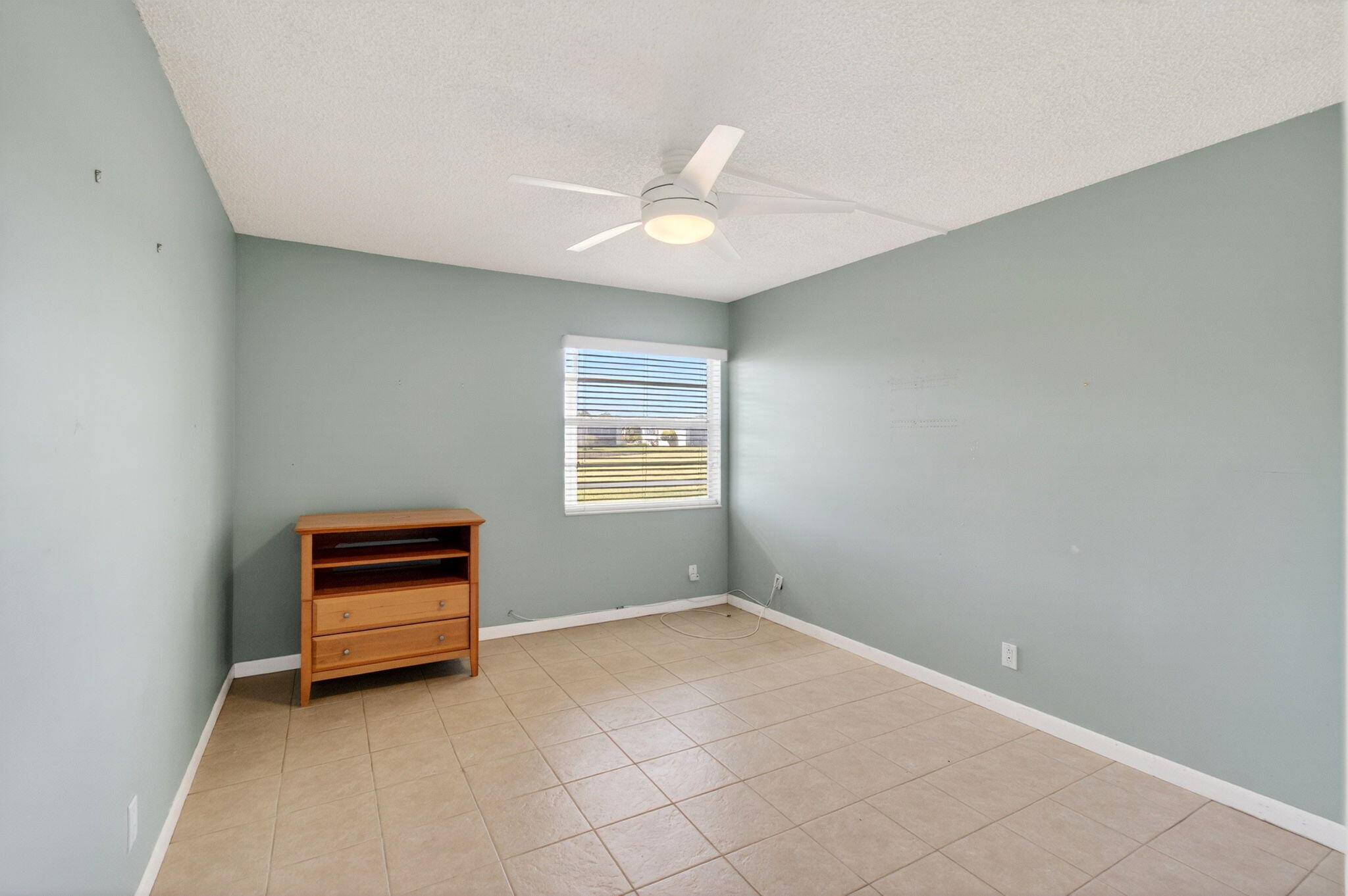 167 Normandy D Property Photo 28
