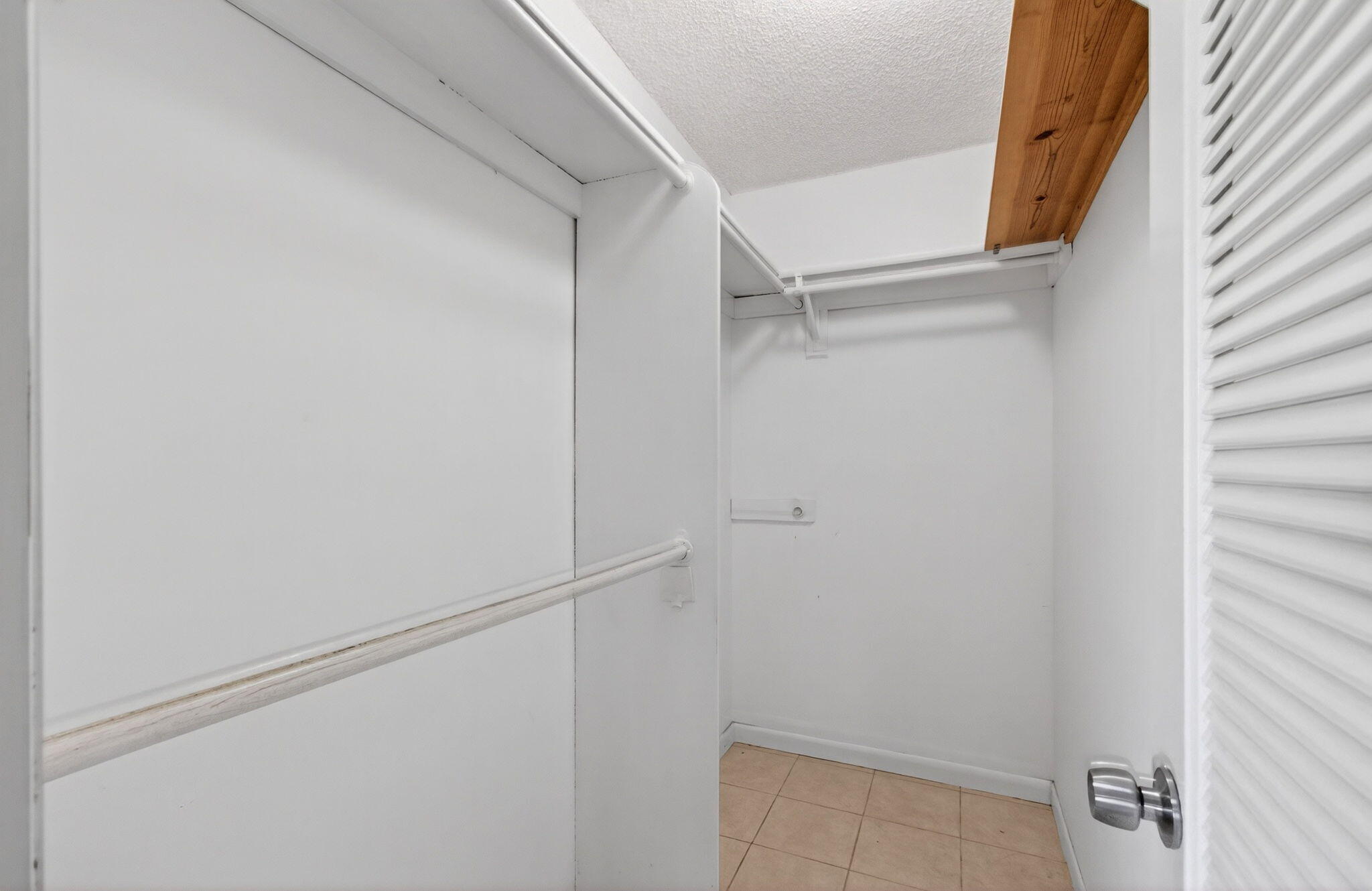 167 Normandy D Property Photo 29