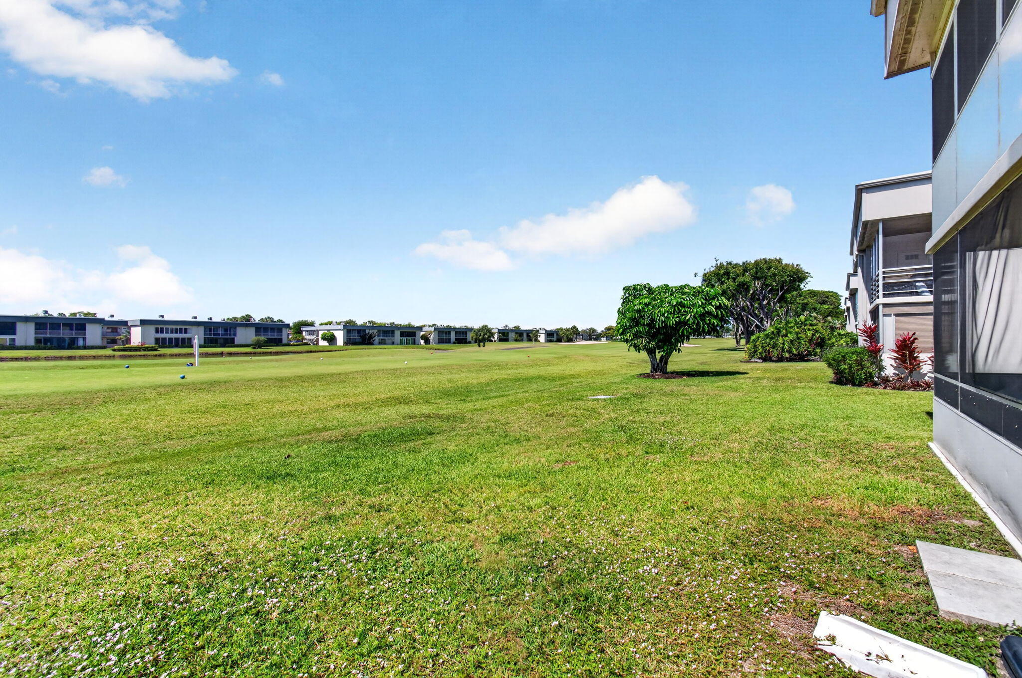 167 Normandy D Property Photo 33