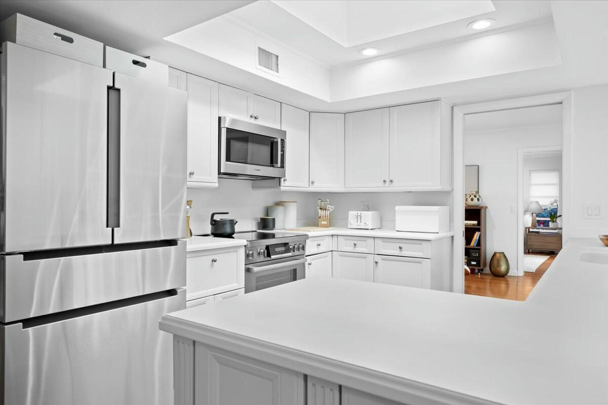 232 Cove Place Property Photo 21