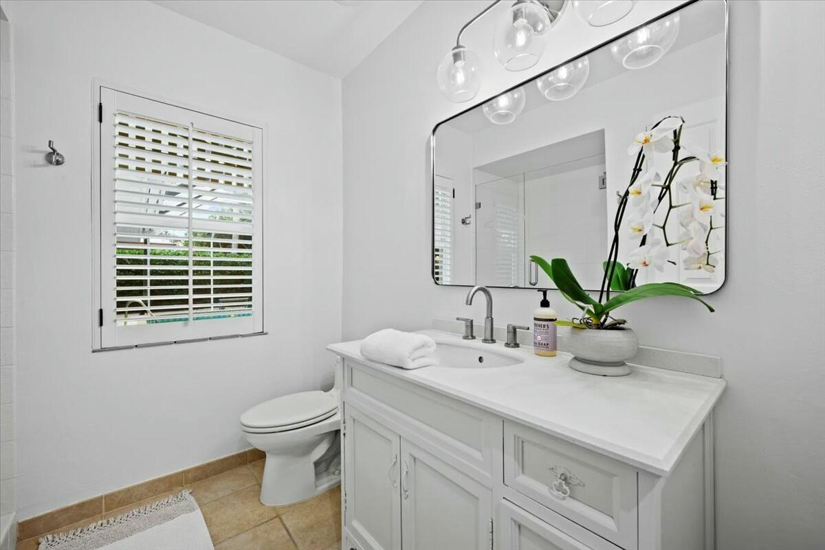232 Cove Place Property Photo 31