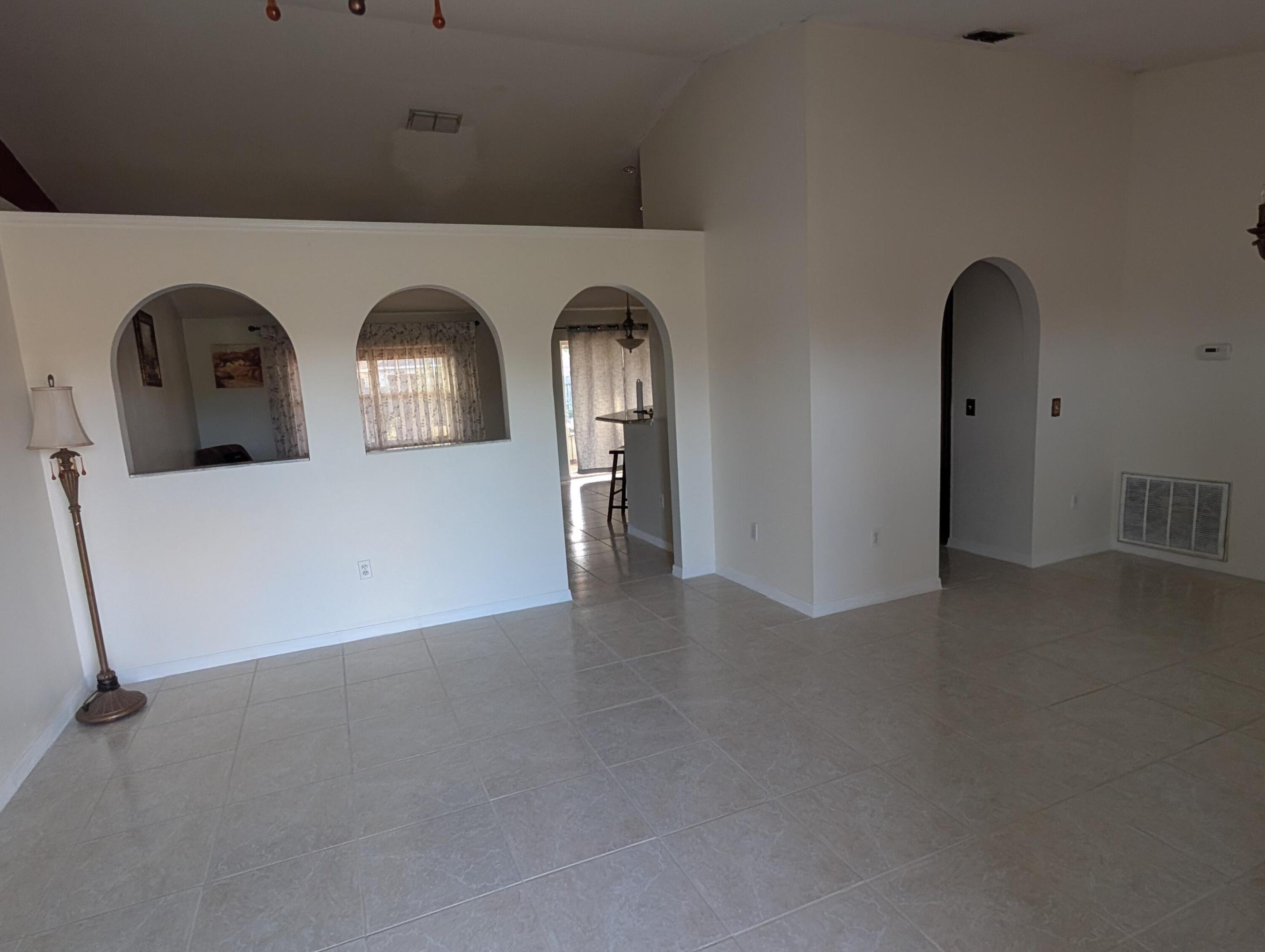 531 Sw Bradshaw Circle Property Photo 15