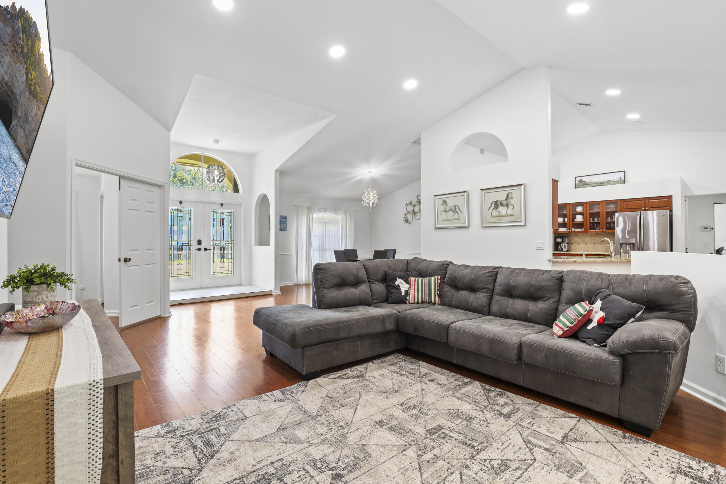 13885 Sheffield Street Property Photo 6