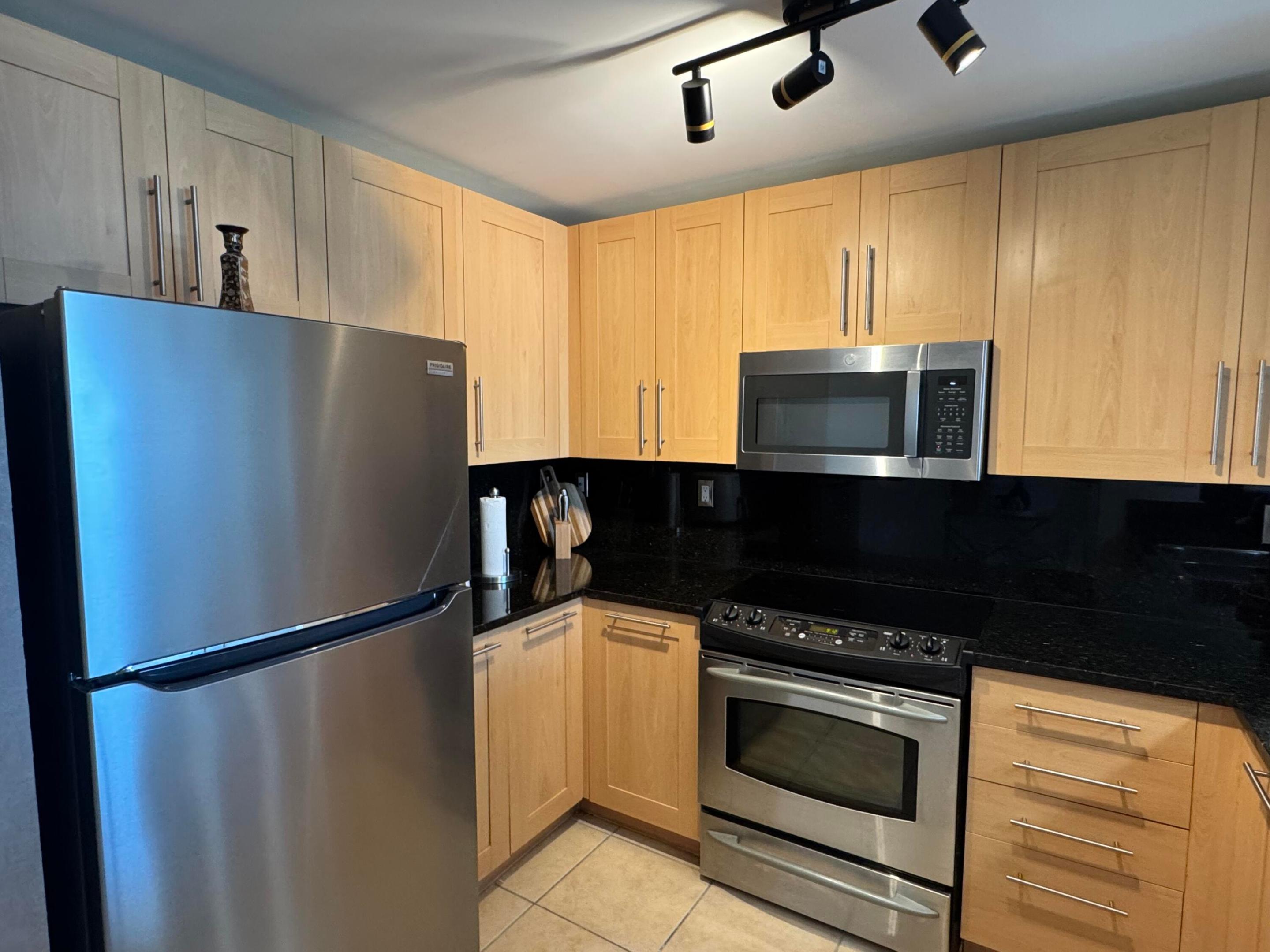 511 Se 5th Avenue 2215 Property Photo 6