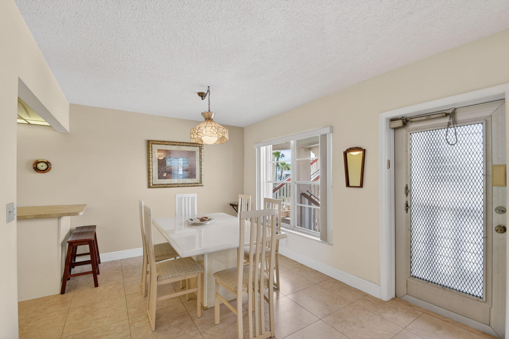 202 Wellington D Property Photo 6