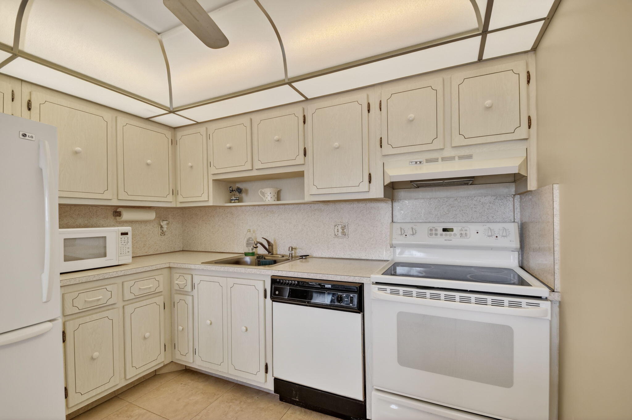 202 Wellington D Property Photo 7