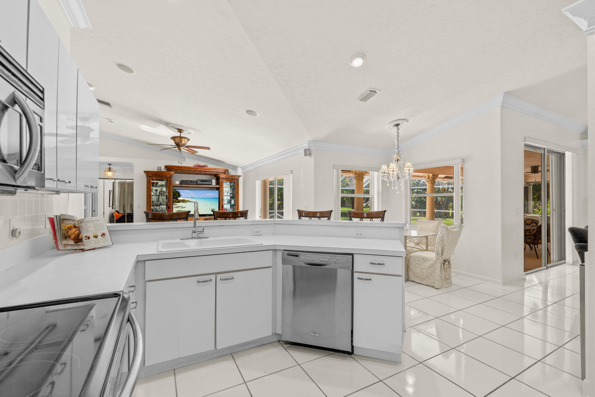 15495 Rolling Meadows Circle Property Photo 15