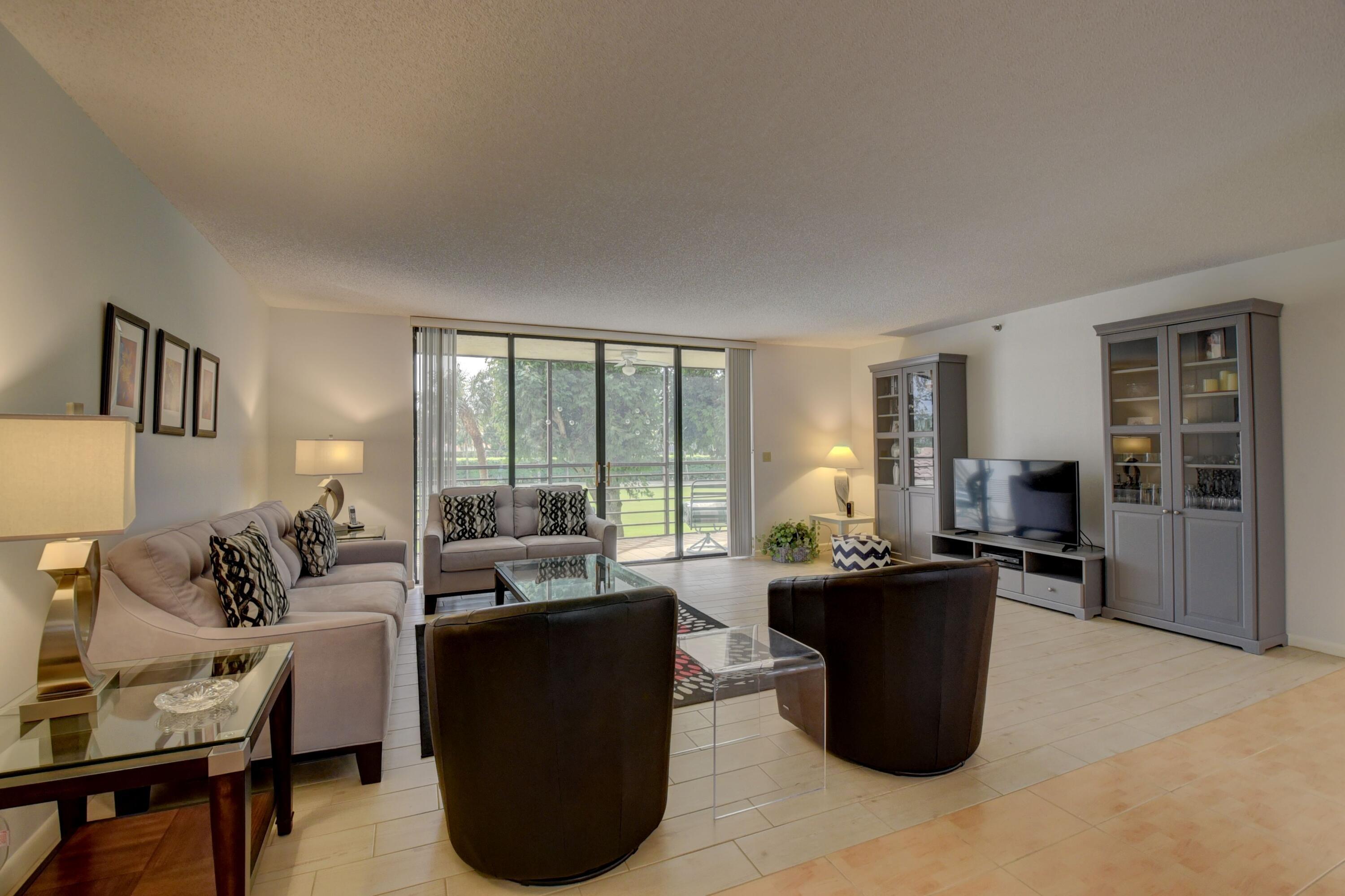 7194 Promenade Drive 202 Property Photo 6