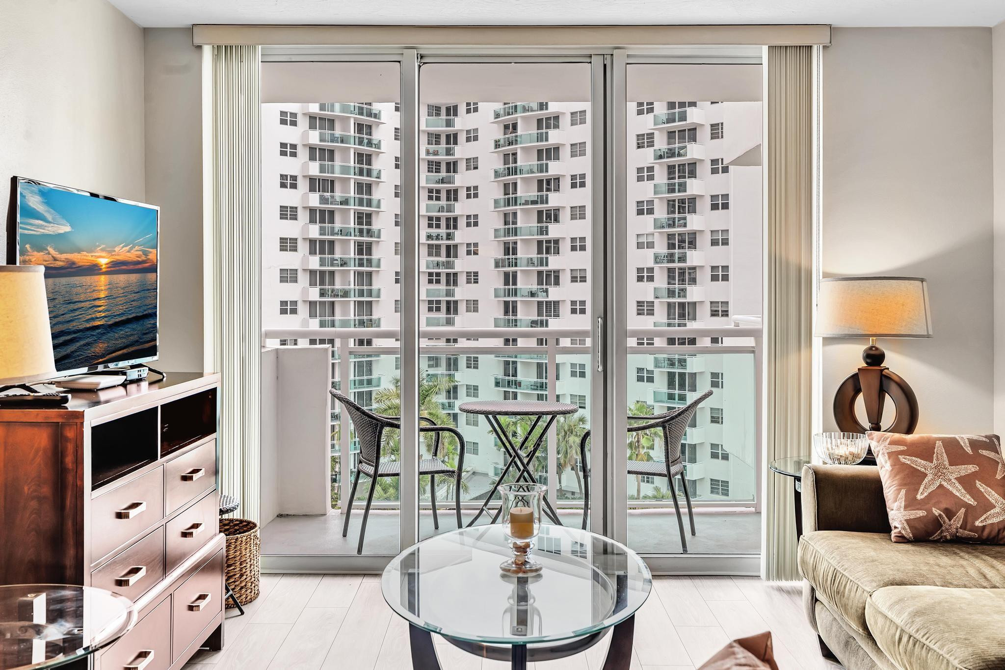 3000 S Ocean Drive 714 Property Photo 19