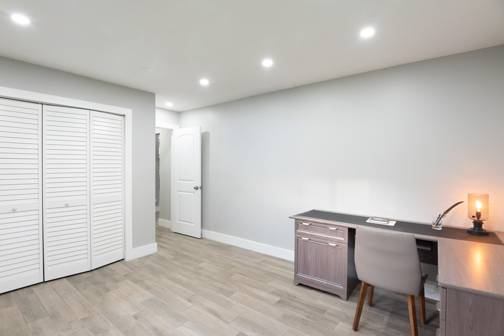 13487 Barwick Road B Property Photo 16