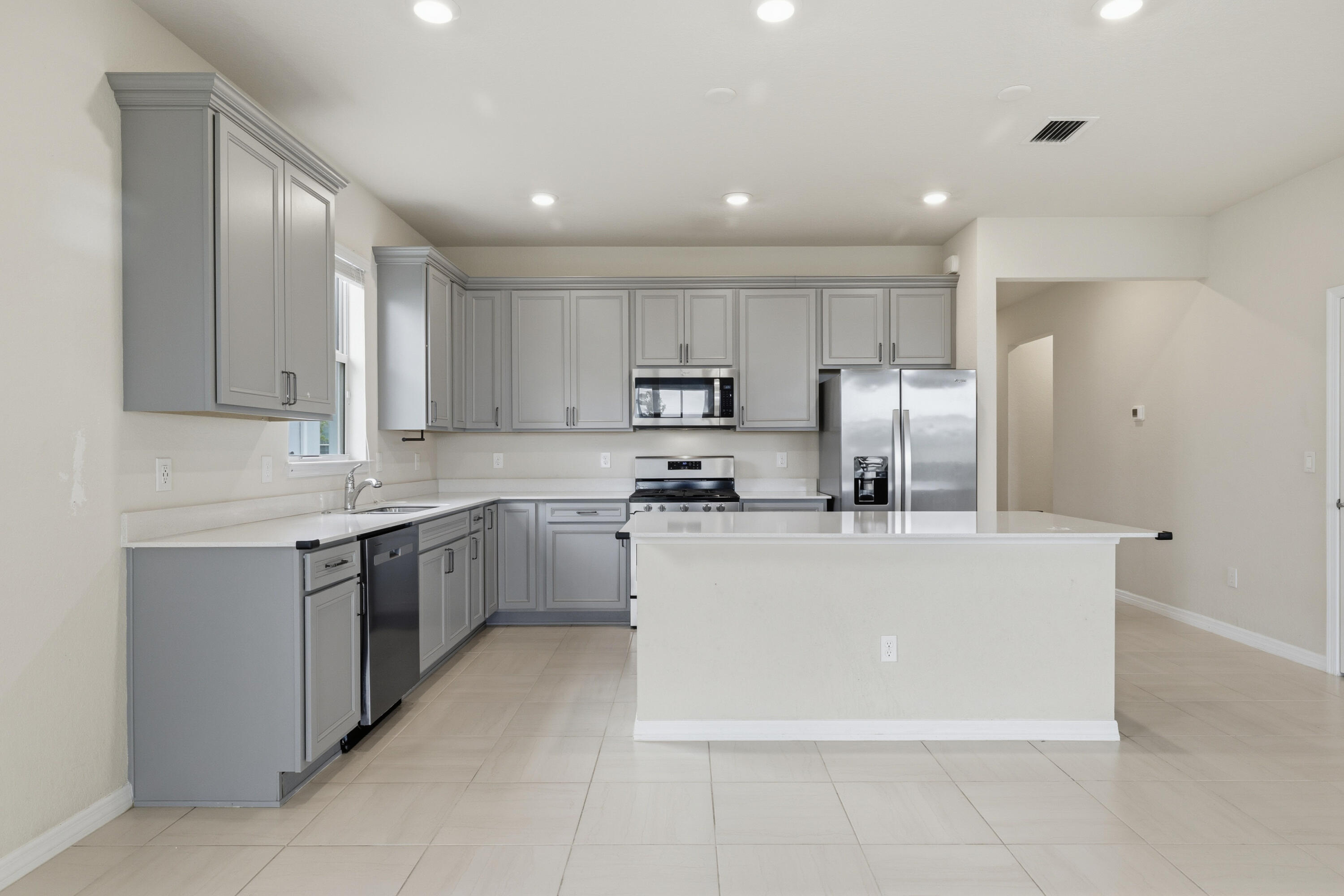 12327 Sw Sand Dollar Way Property Photo 6