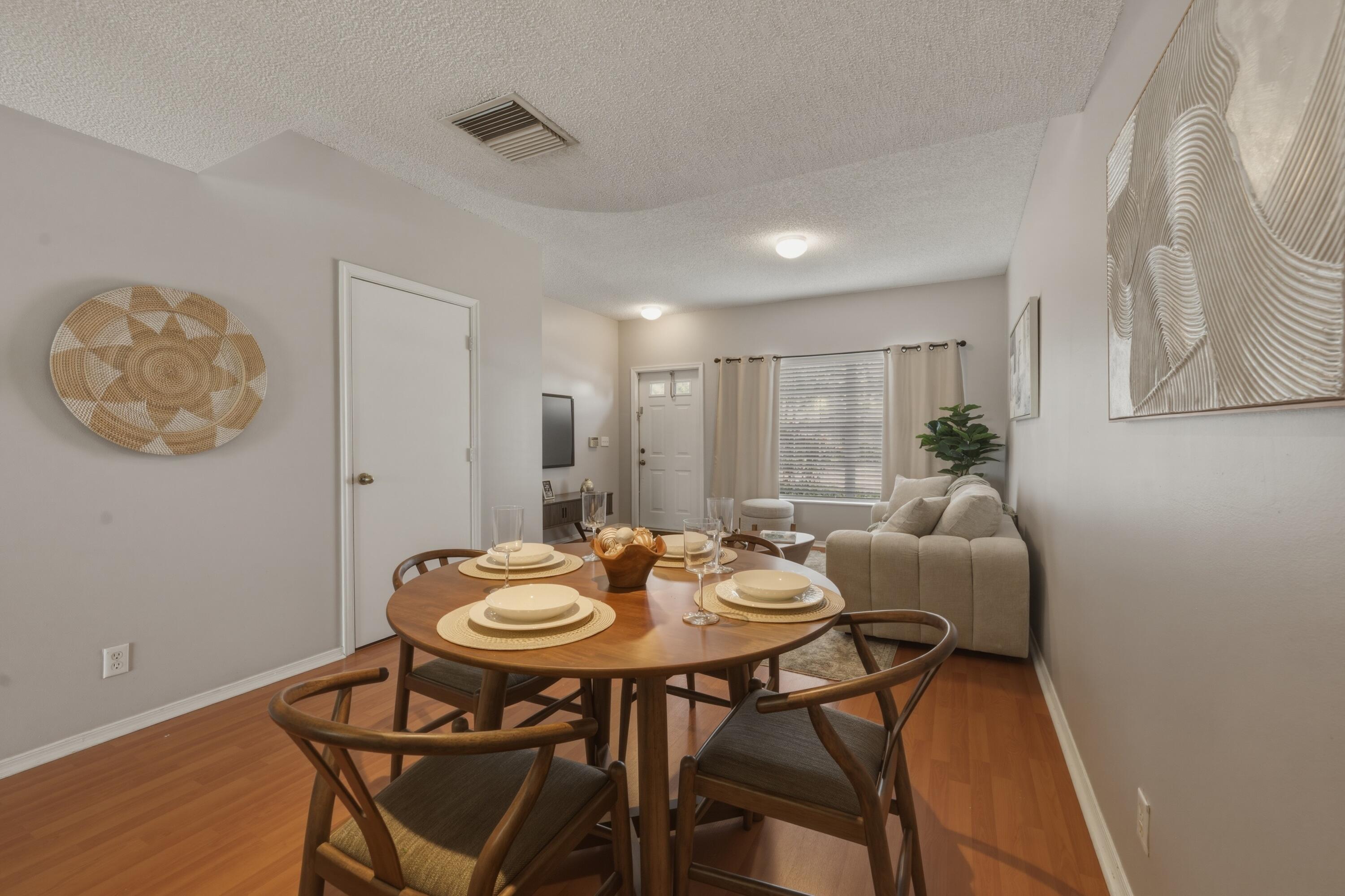 16635 Hemingway Drive Property Photo 6