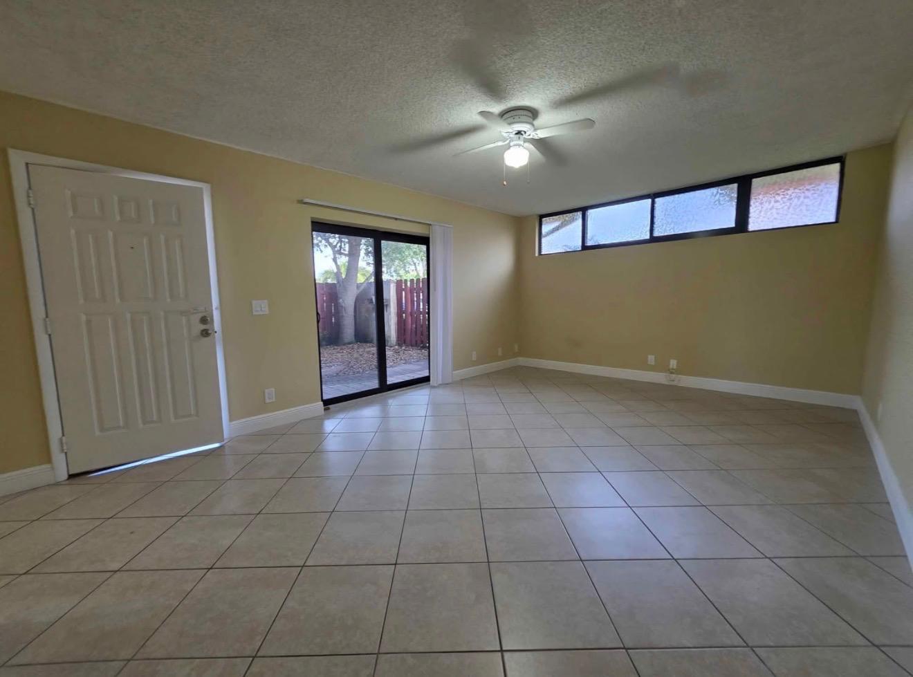 3928 Victoria Drive Property Photo 4