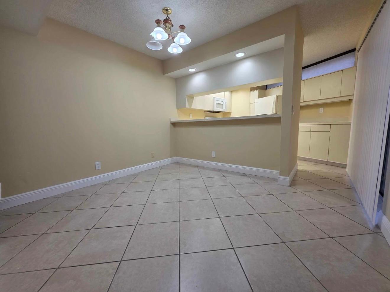 3928 Victoria Drive Property Photo 9