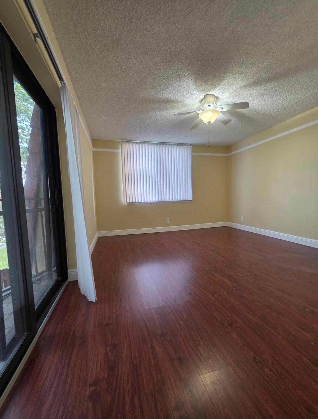 3928 Victoria Drive Property Photo 12