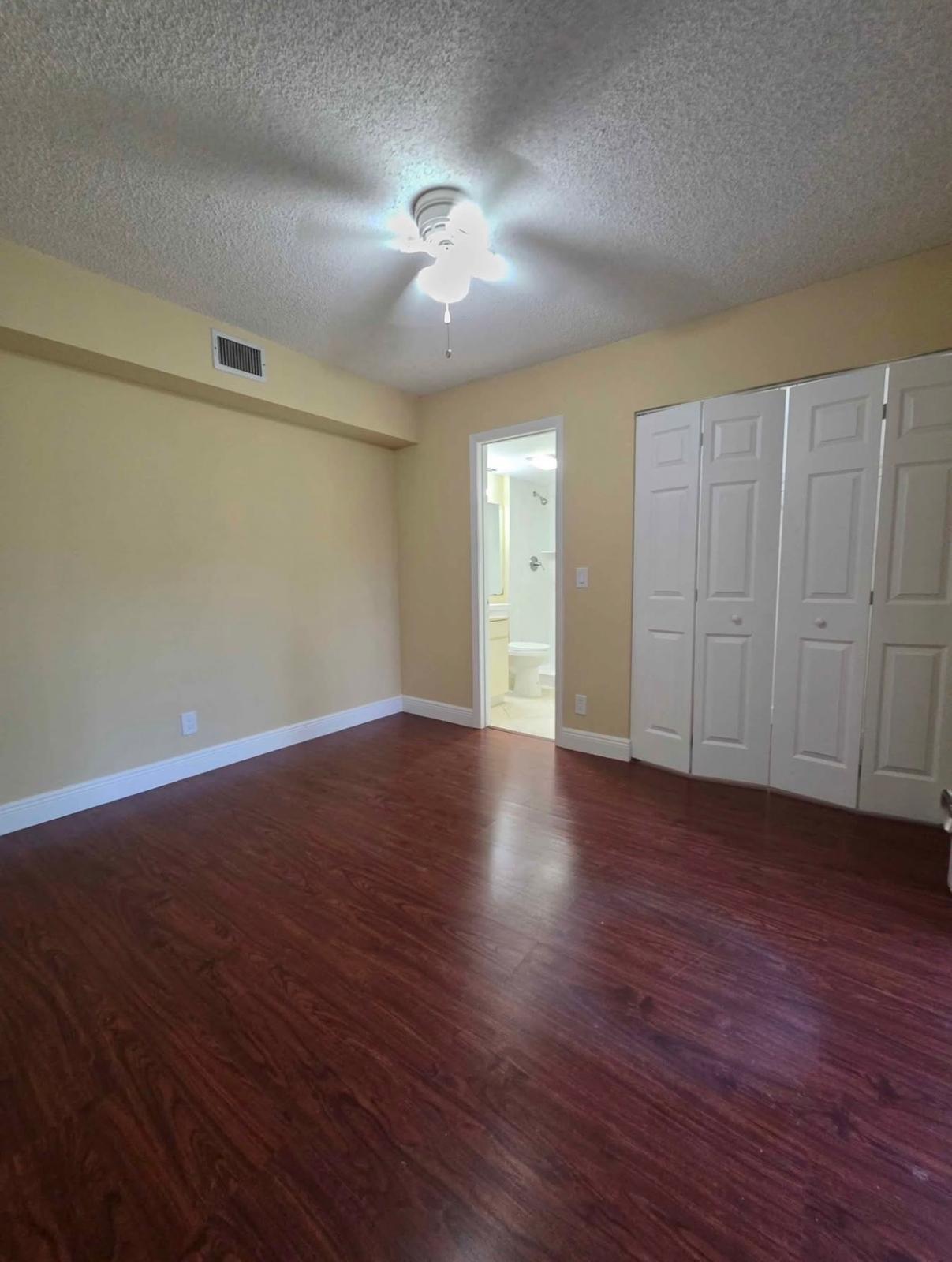 3928 Victoria Drive Property Photo 16