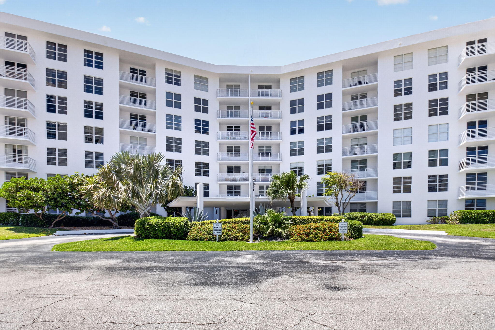 2851 S Ocean Boulevard 5m Property Photo 1