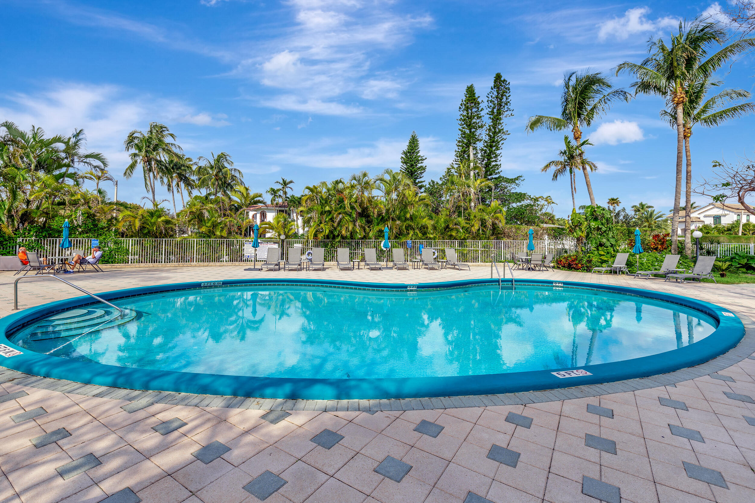 2851 S Ocean Boulevard 5m Property Photo 37