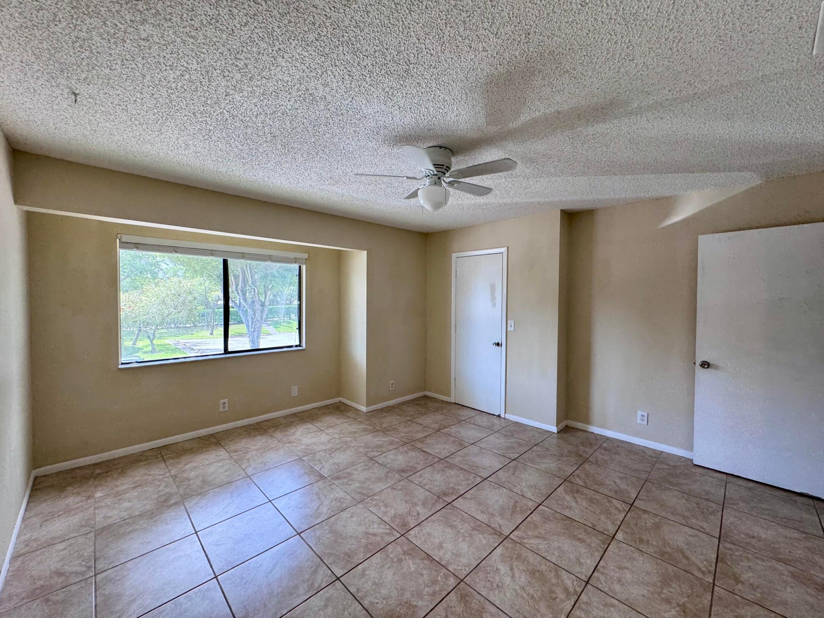 704 Riverside Drive Property Photo 13