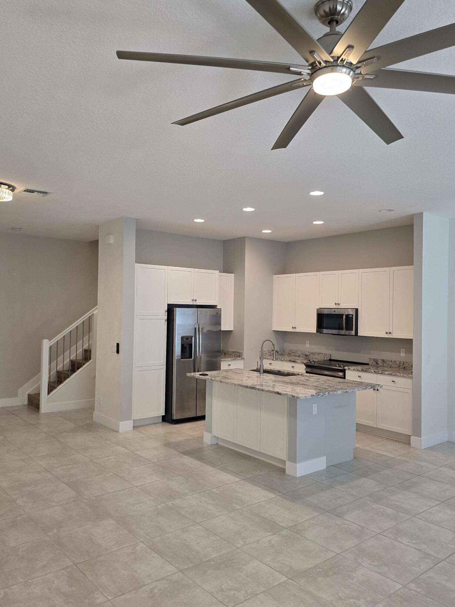 4920 Pointe Midtown Way Property Photo 3