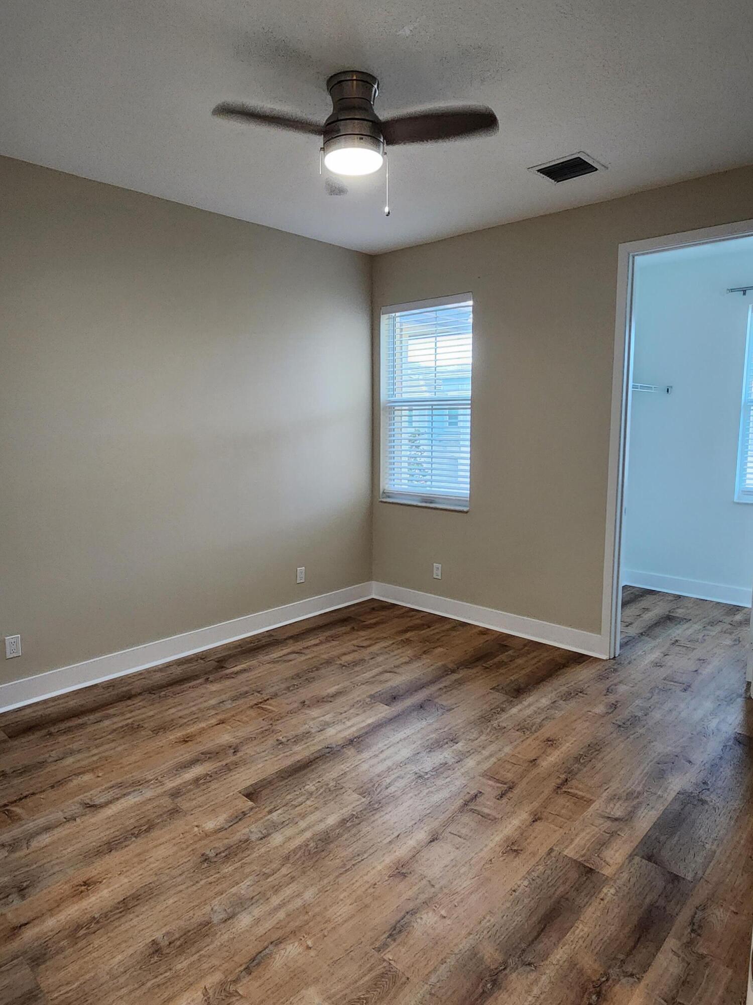 4920 Pointe Midtown Way Property Photo 9