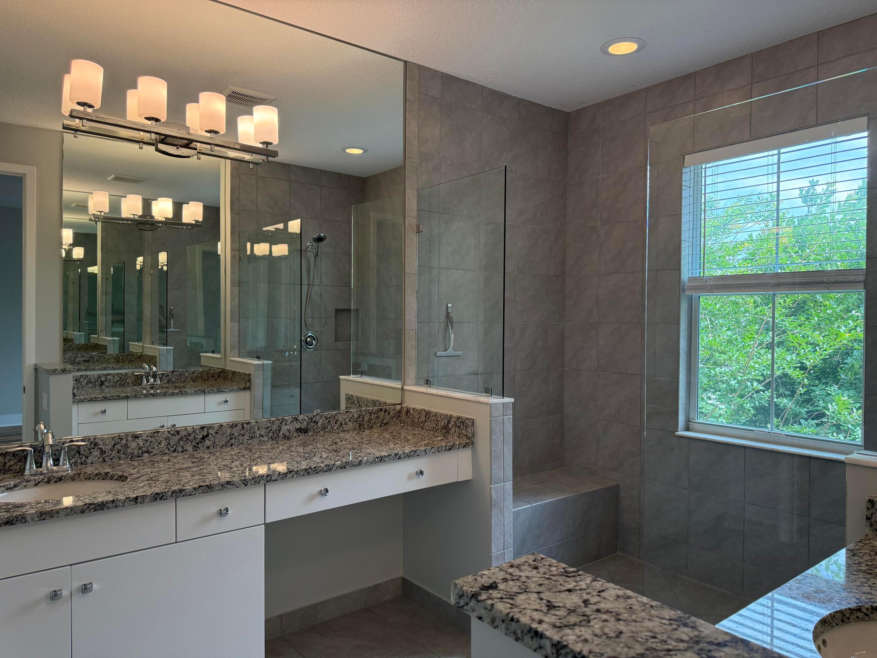 4920 Pointe Midtown Way Property Photo 13