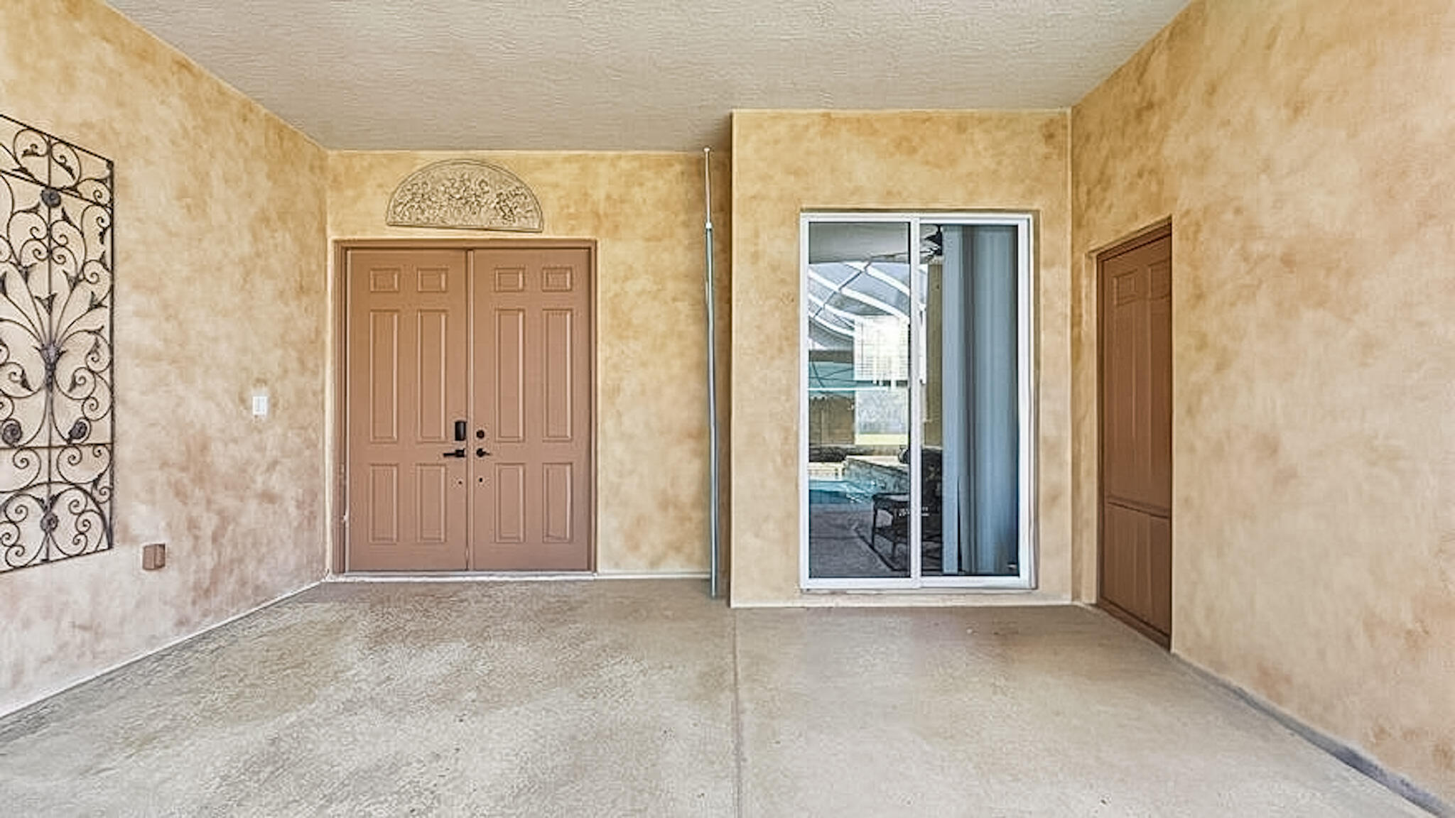 10521 Sw Westlawn Boulevard N Property Photo 2