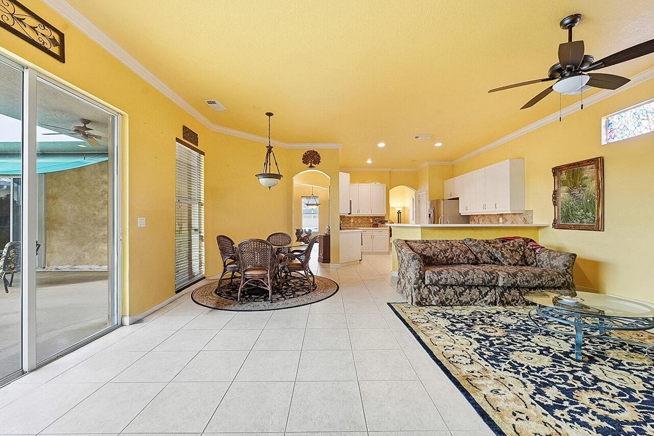 10521 Sw Westlawn Boulevard N Property Photo 3