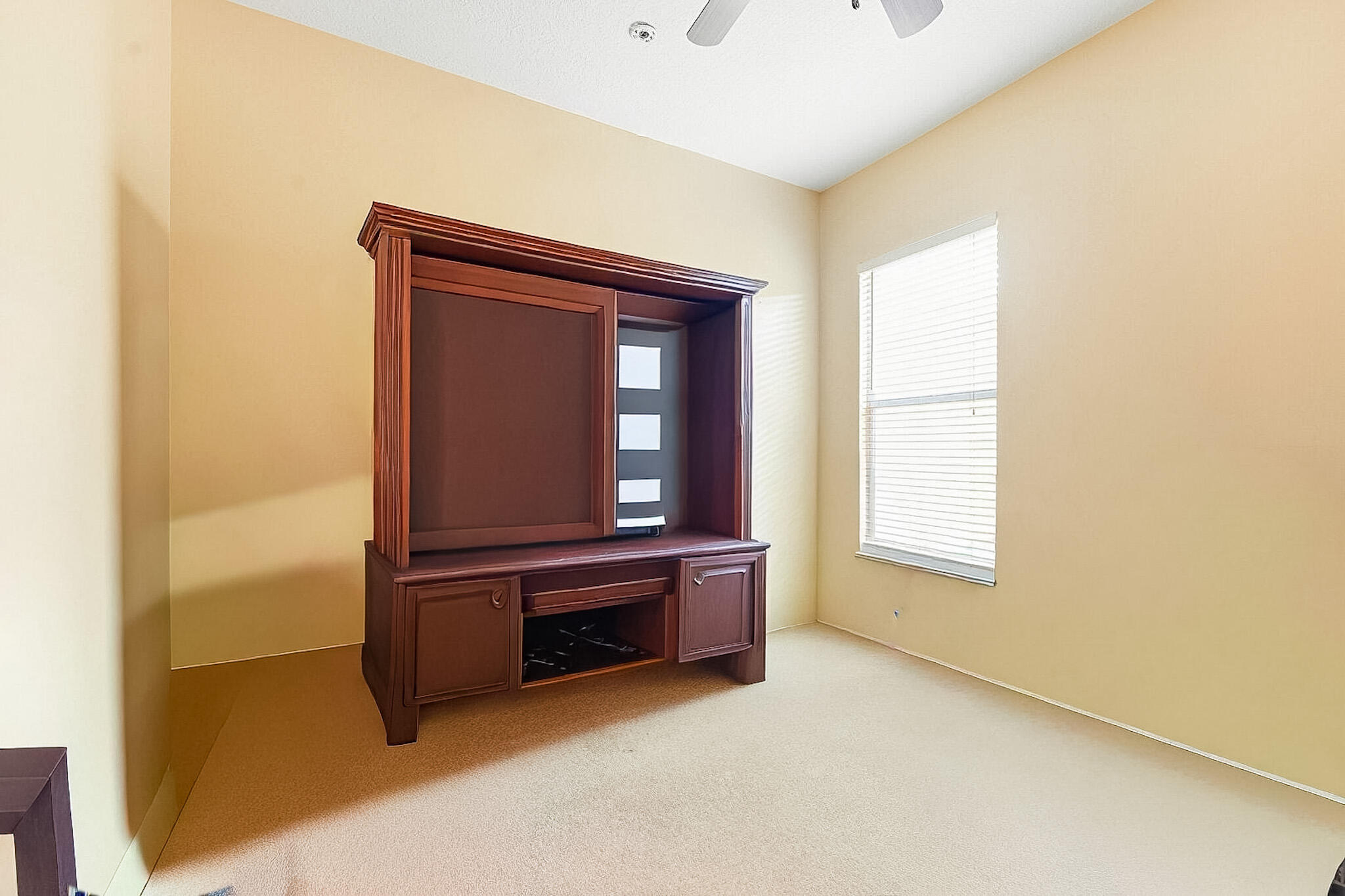 10521 Sw Westlawn Boulevard N Property Photo 6