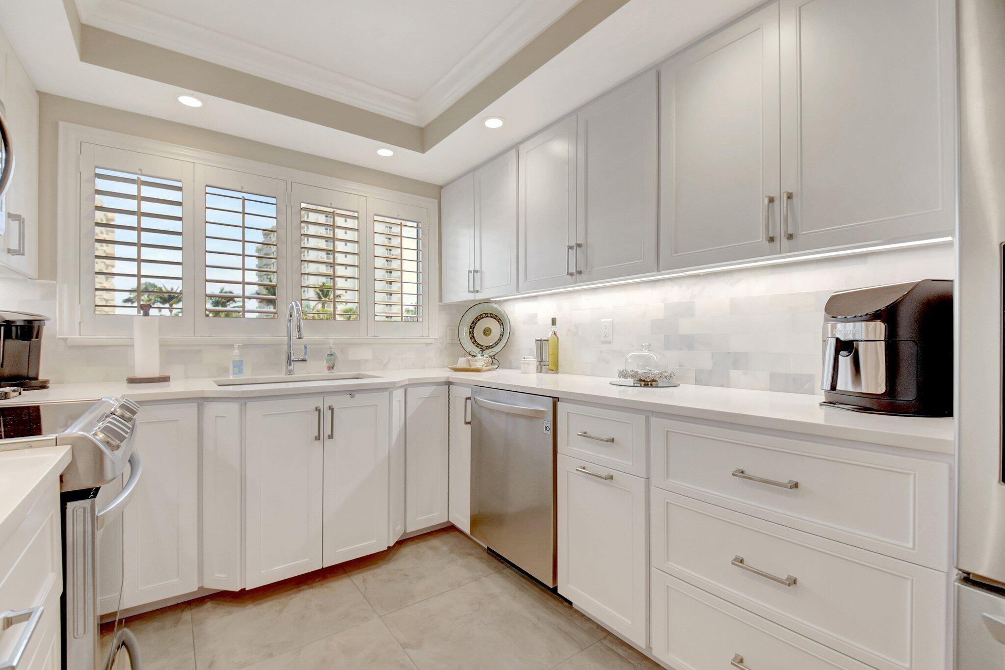 3224 S Ocean Boulevard 214-b Property Photo 3