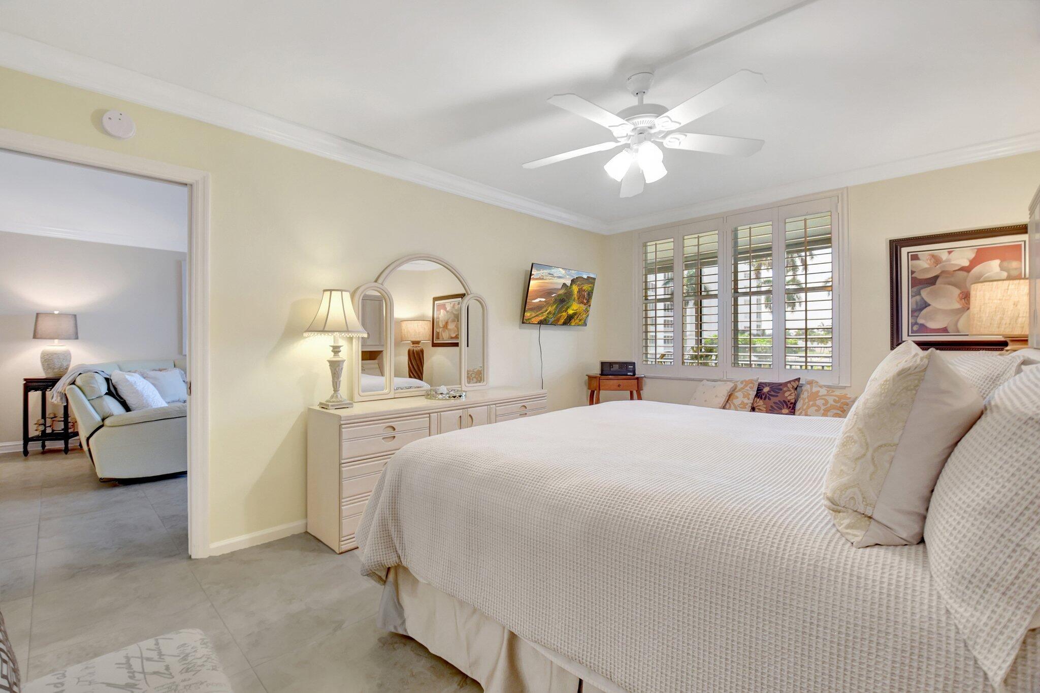 3224 S Ocean Boulevard 214-b Property Photo 15