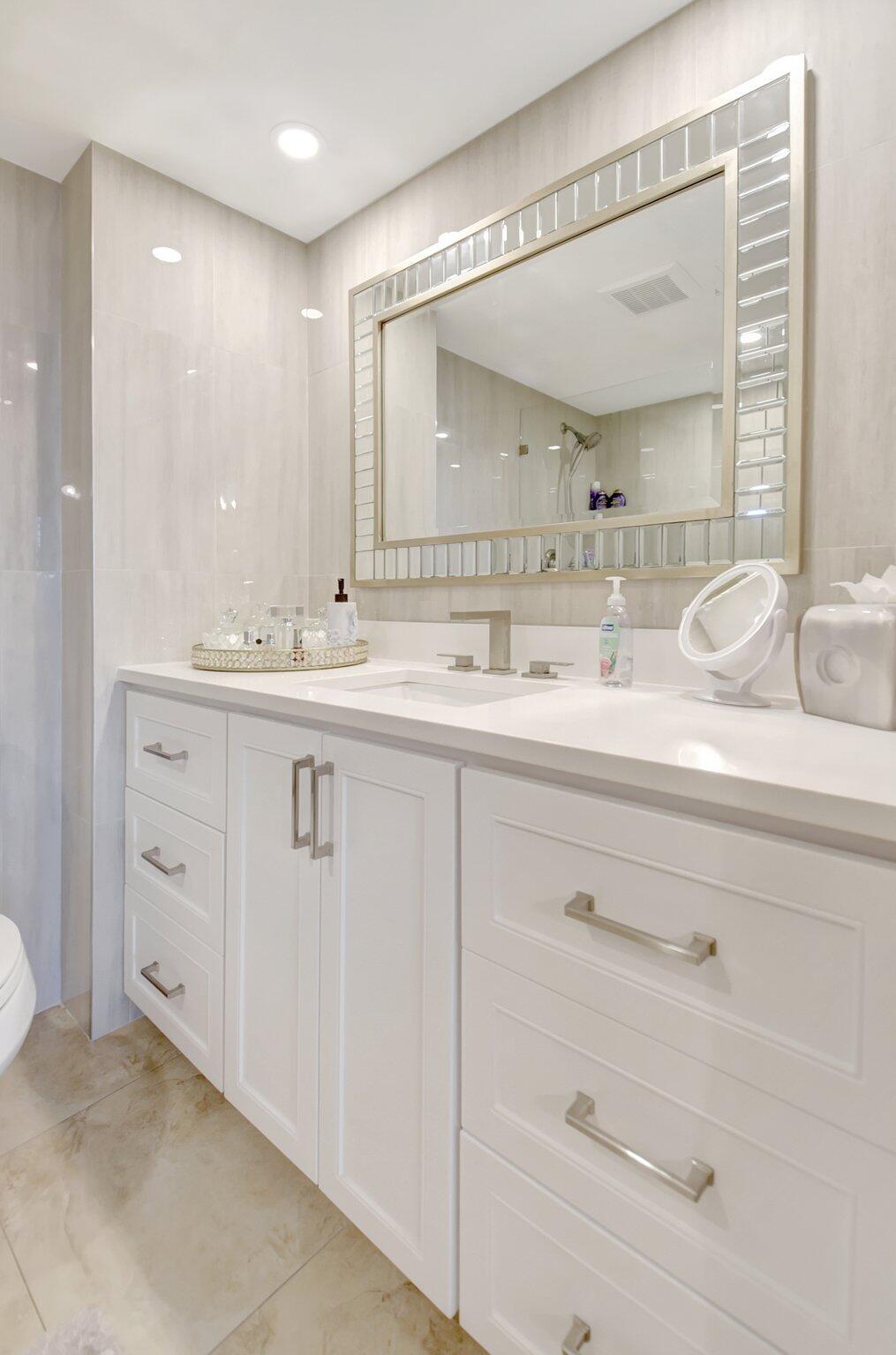 3224 S Ocean Boulevard 214-b Property Photo 17