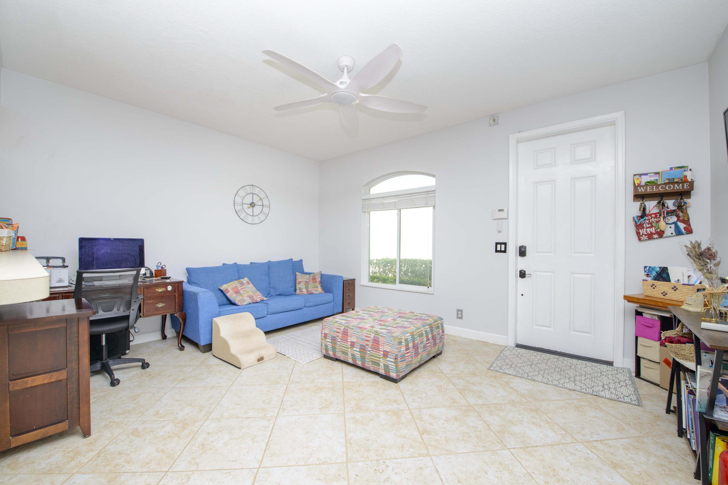 11893 Sturbridge Lane Property Photo 4