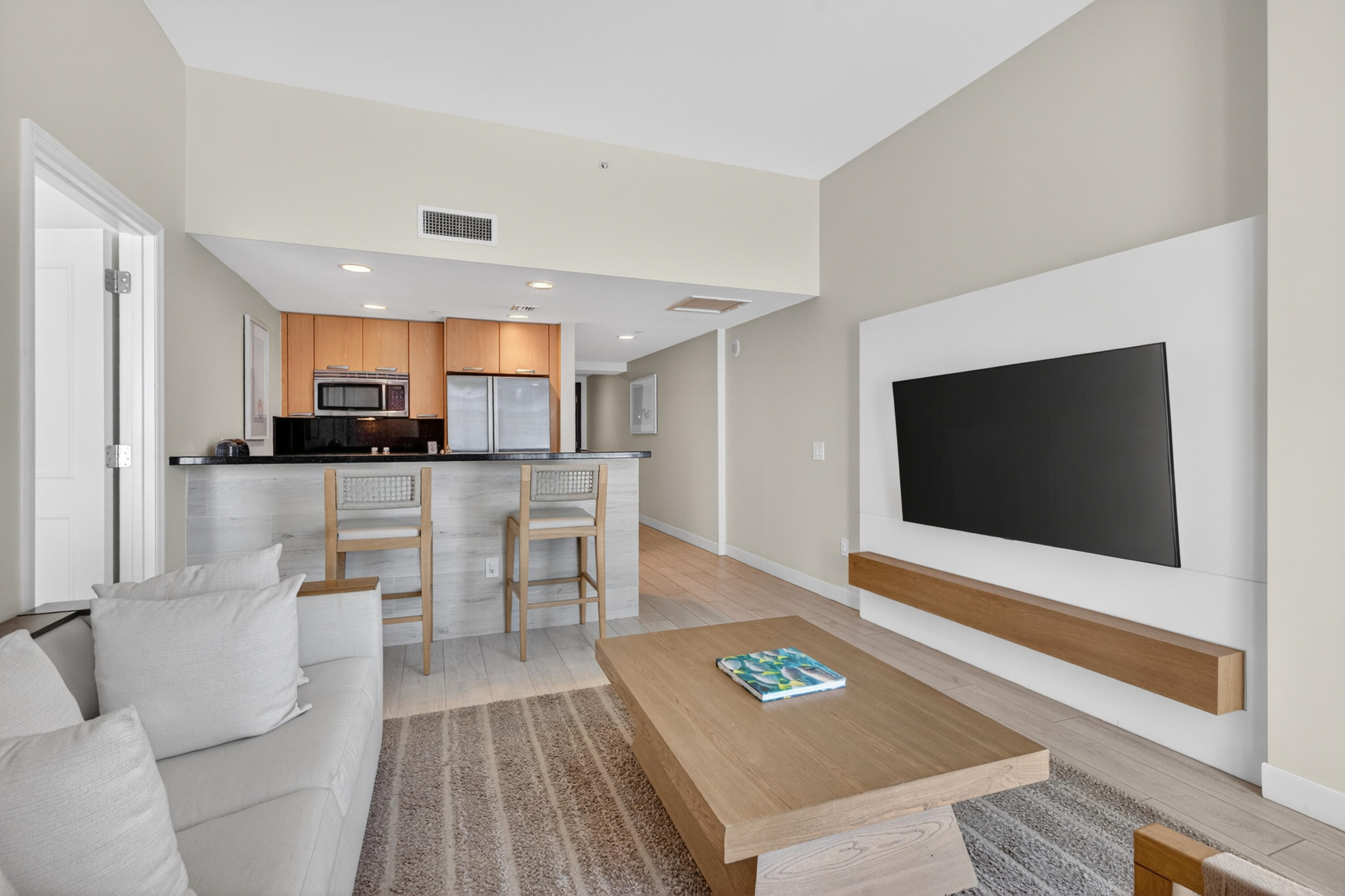 505 N Fort Lauderdale Beach Boulevard 605 Property Photo 5