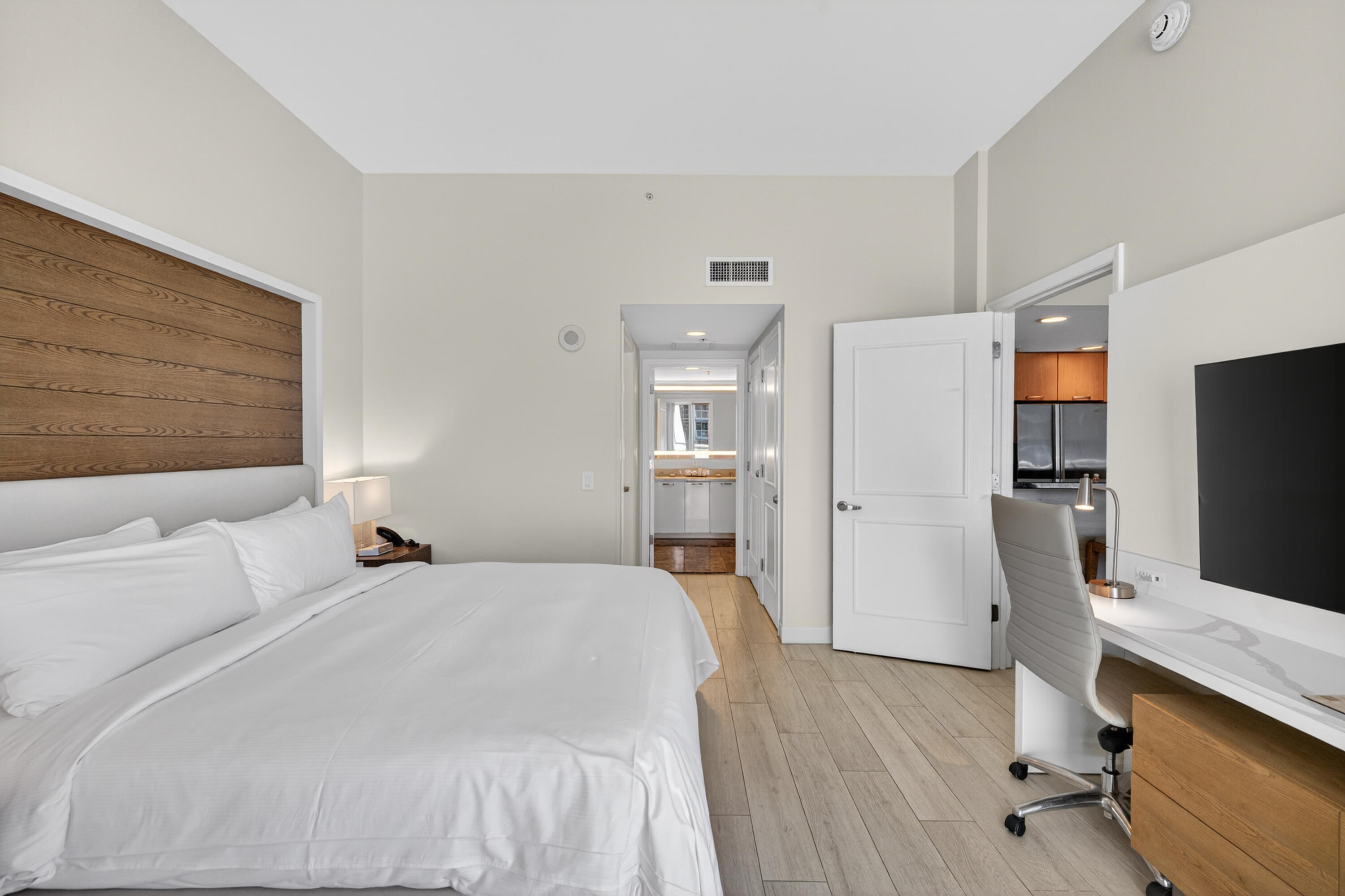 505 N Fort Lauderdale Beach Boulevard 605 Property Photo 16