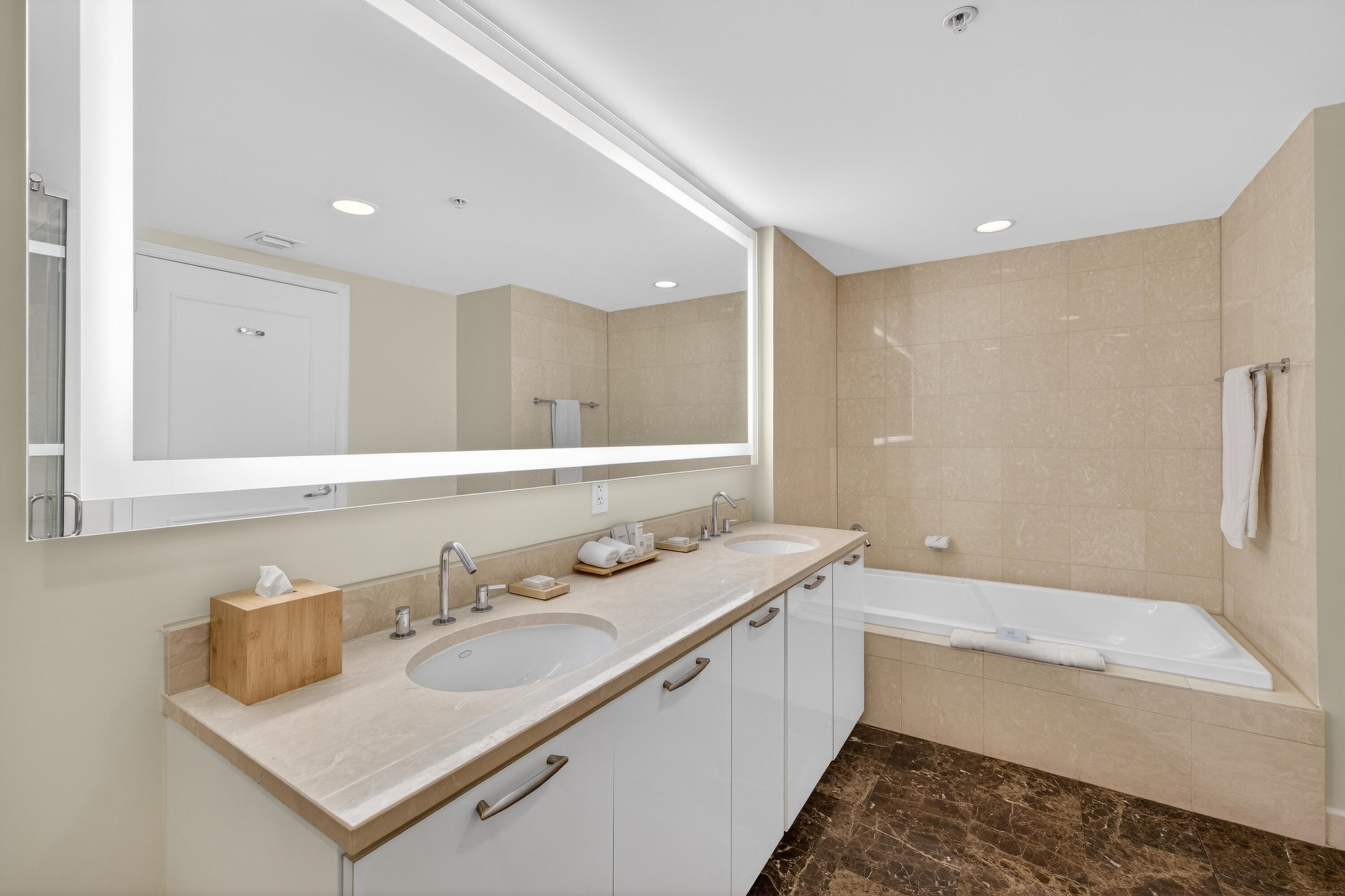 505 N Fort Lauderdale Beach Boulevard 605 Property Photo 20