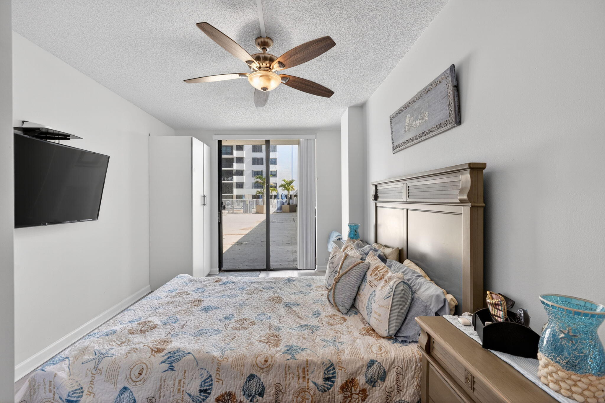 1200 Marine Way Bd2 Property Photo 21