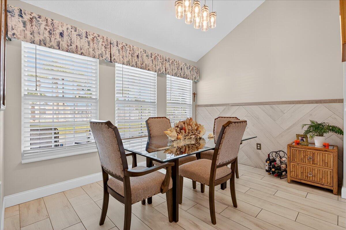 1827 Aynsley Way 4 Property Photo 10
