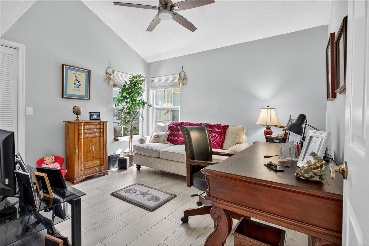 1827 Aynsley Way 4 Property Photo 15