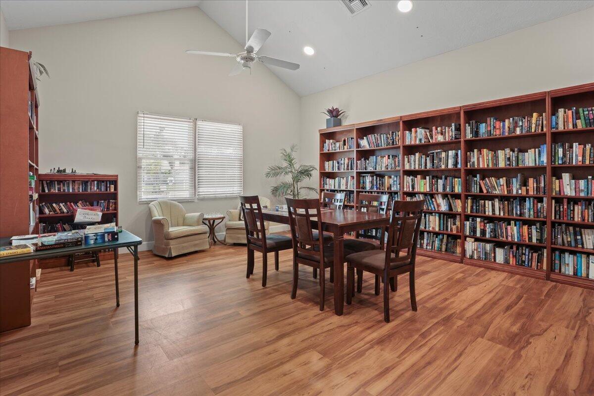 1827 Aynsley Way 4 Property Photo 38