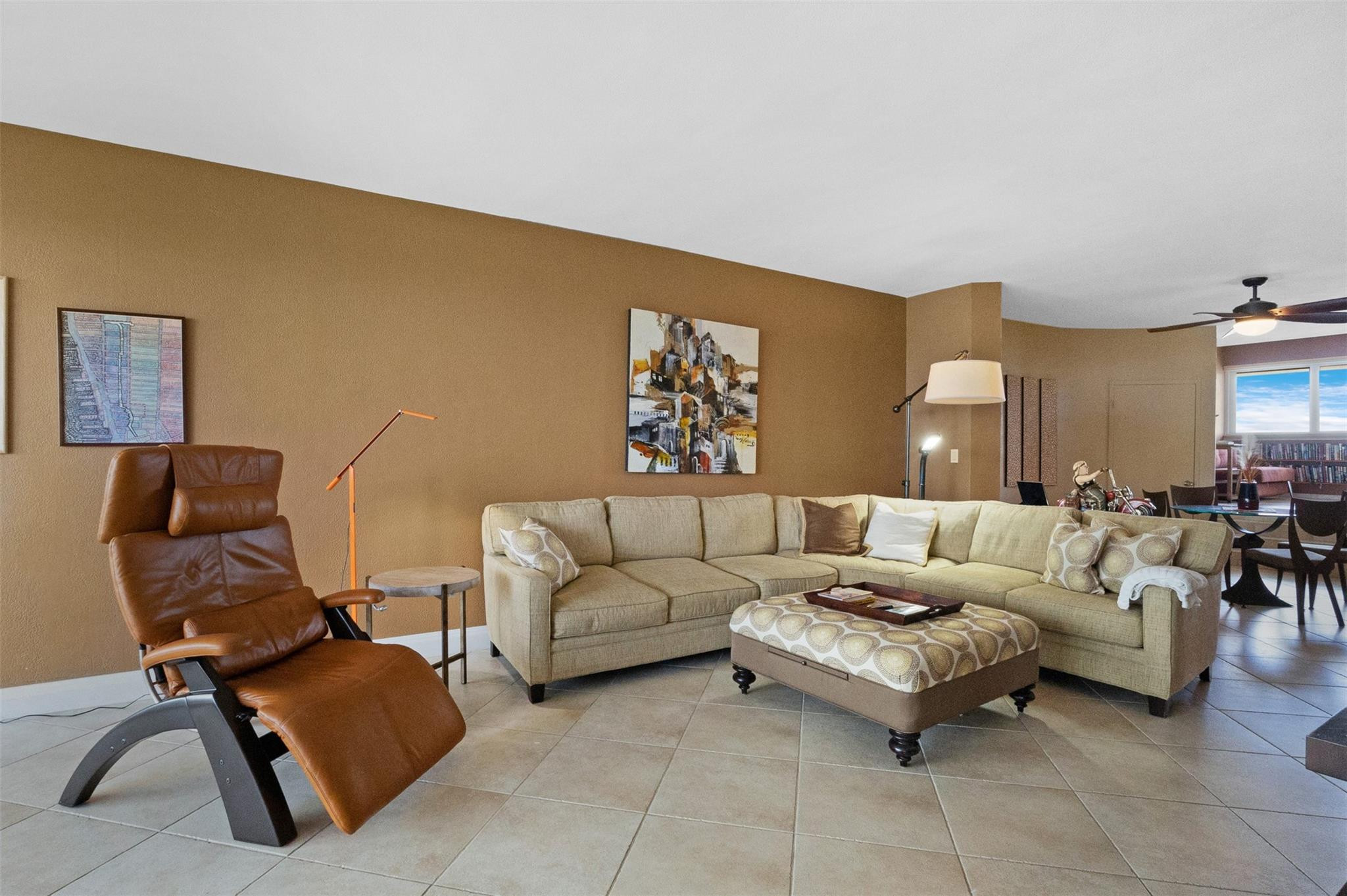 333 Sunset Drive 503 Property Photo 26